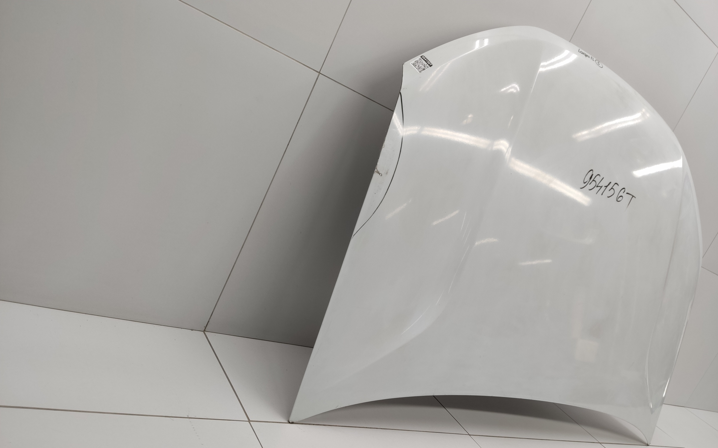 Капот Lada Largus 1 Restail