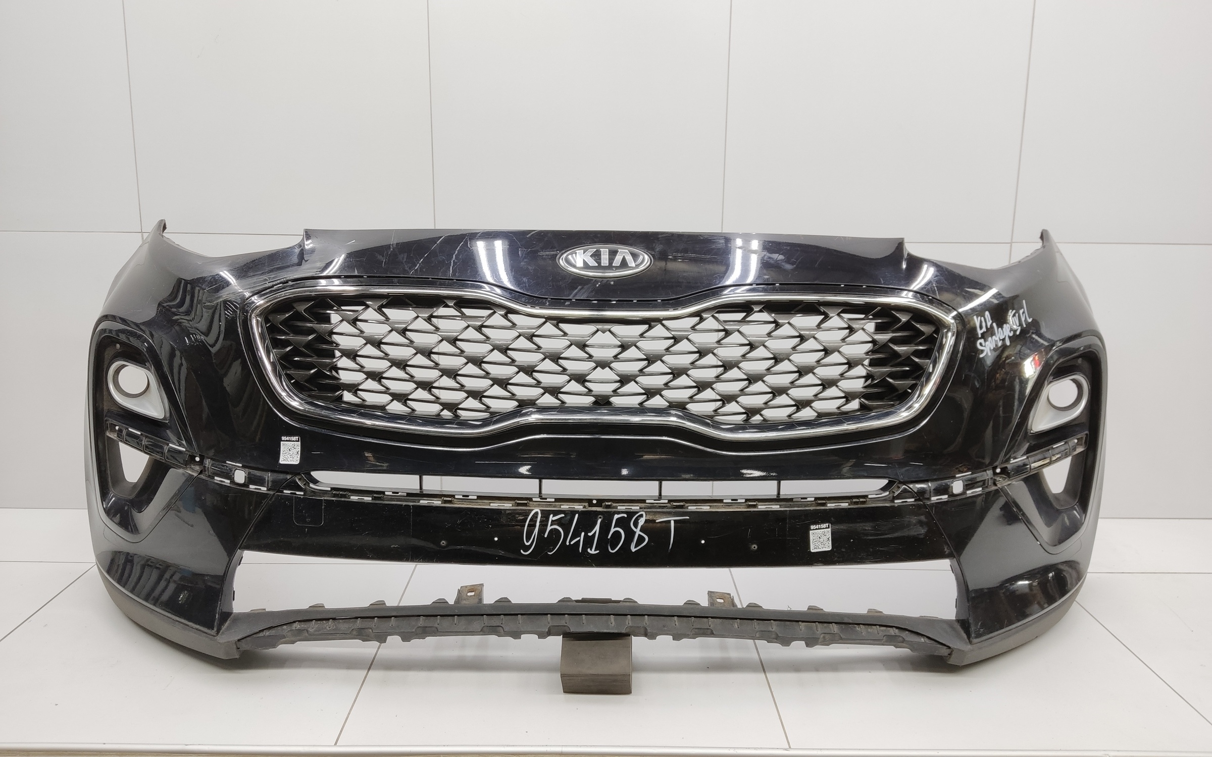 Бампер передний Kia Sportage 4 Restail