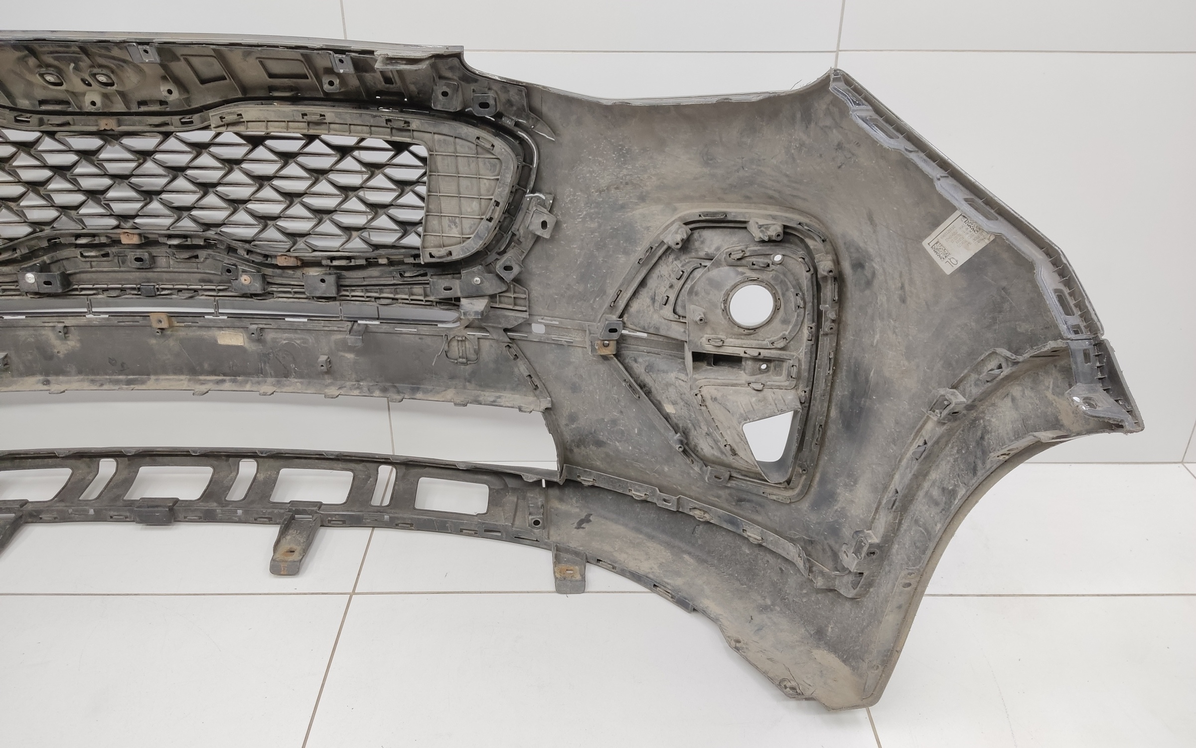 Бампер передний Kia Sportage 4 Restail