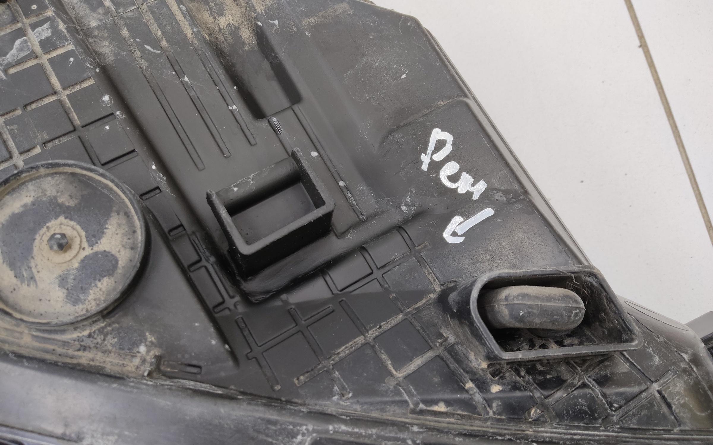 Фара передняя левая Kia Ceed 2 галоген с поворотной лампой