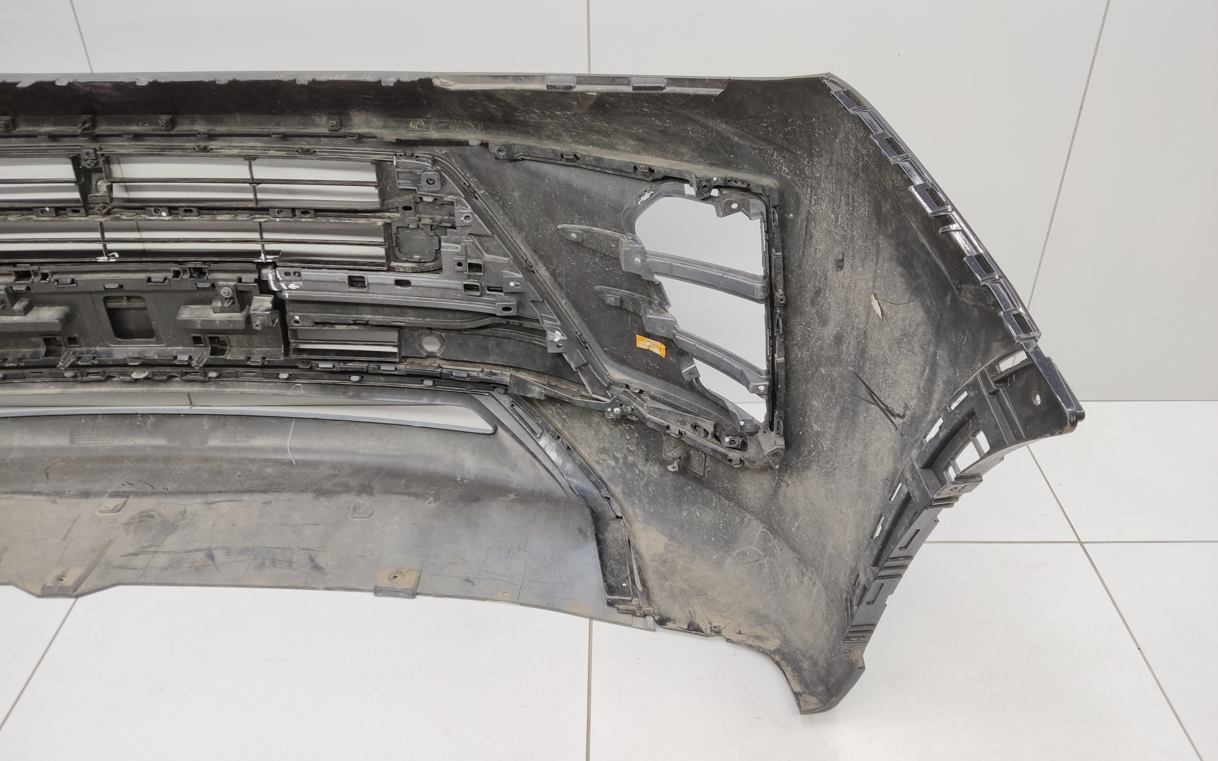 Бампер передний Exeed LX