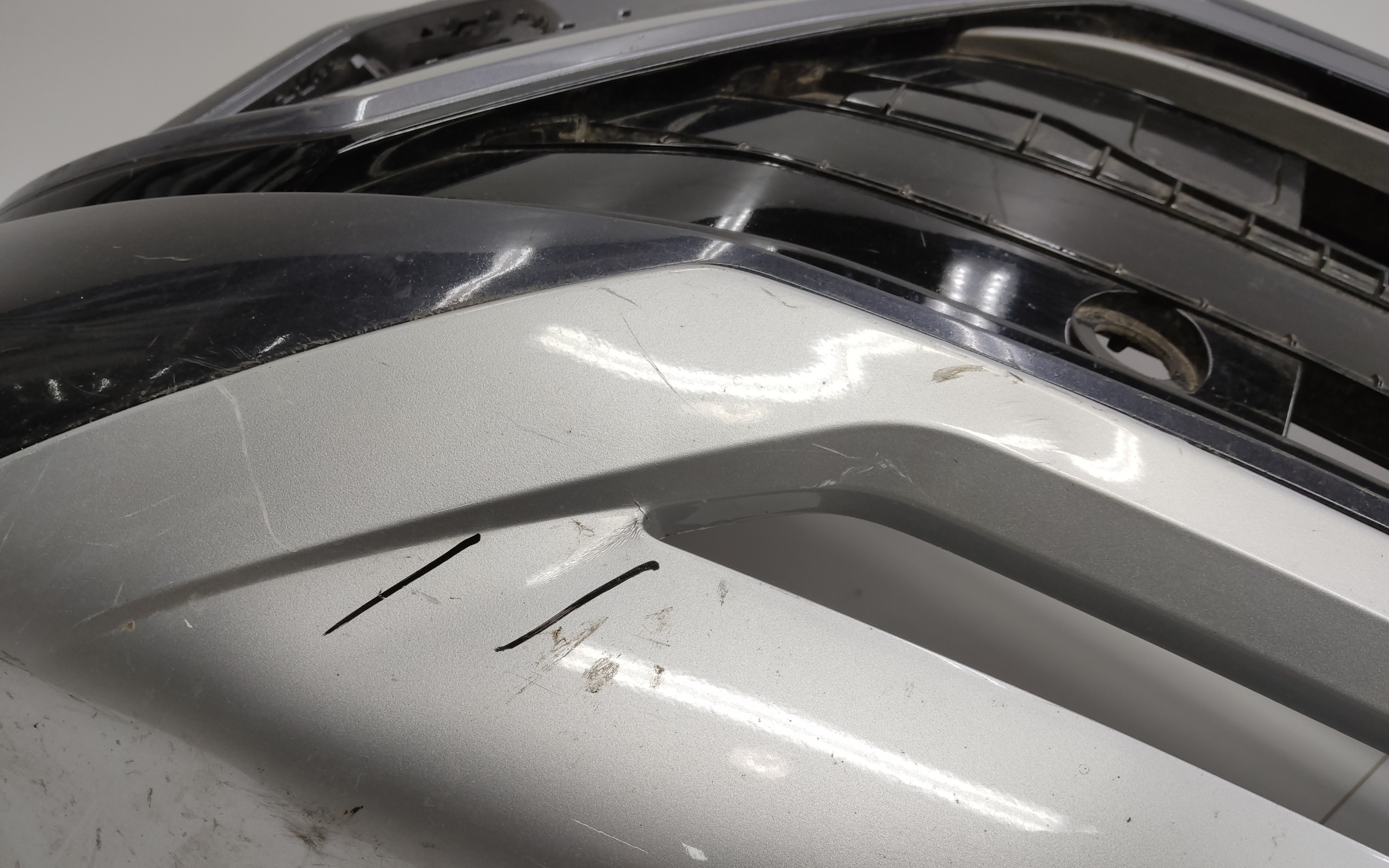 Бампер передний Exeed LX