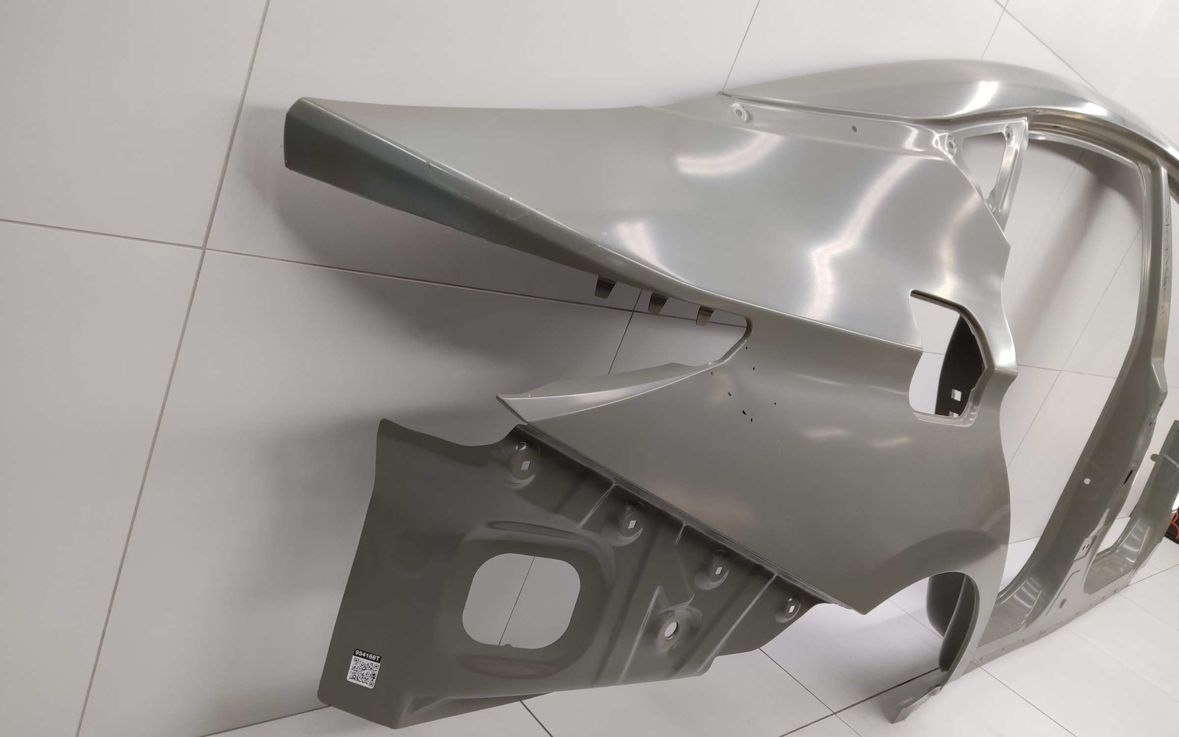 Панель кузова боковая правая Jac J7