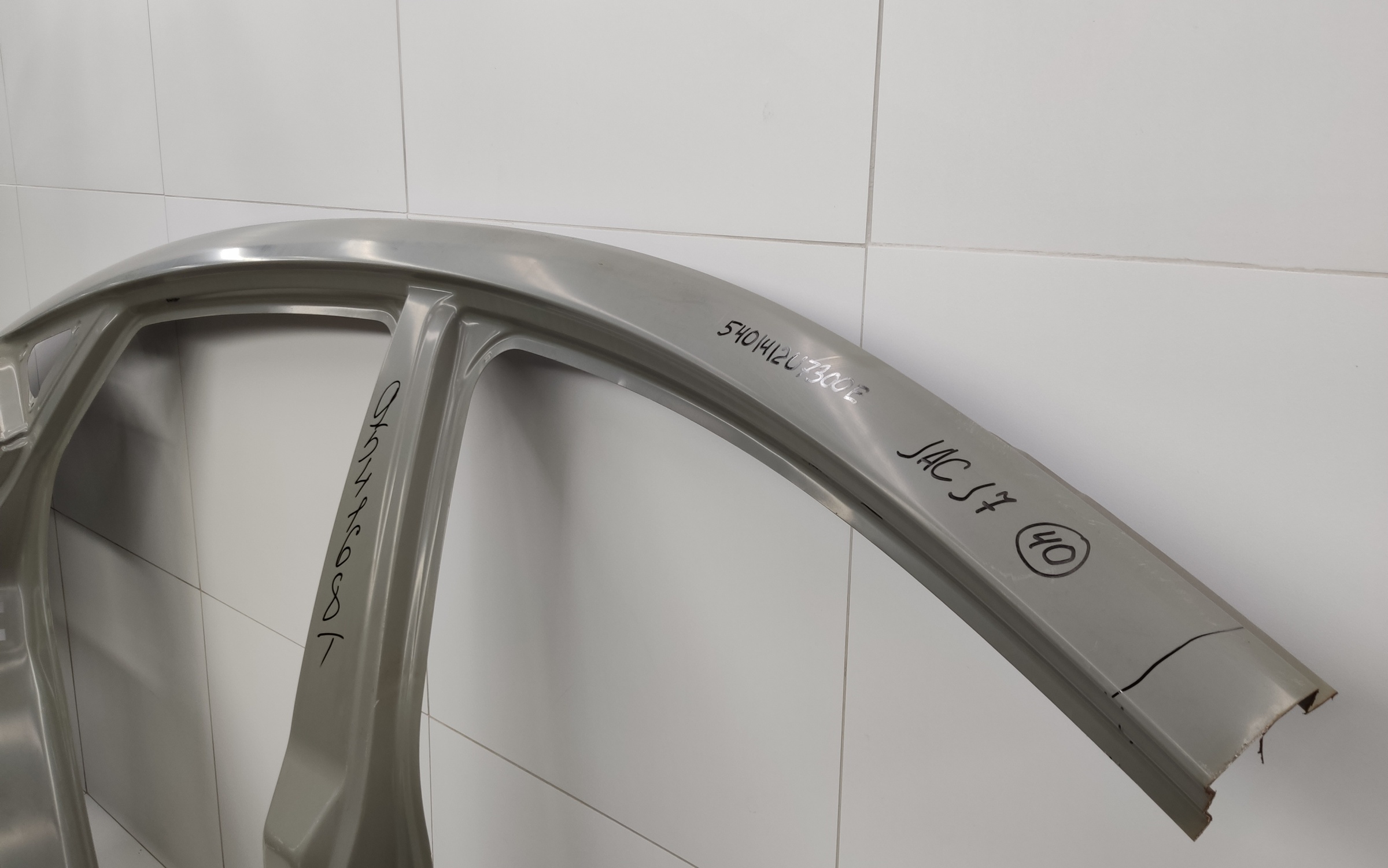 Панель кузова боковая правая Jac J7