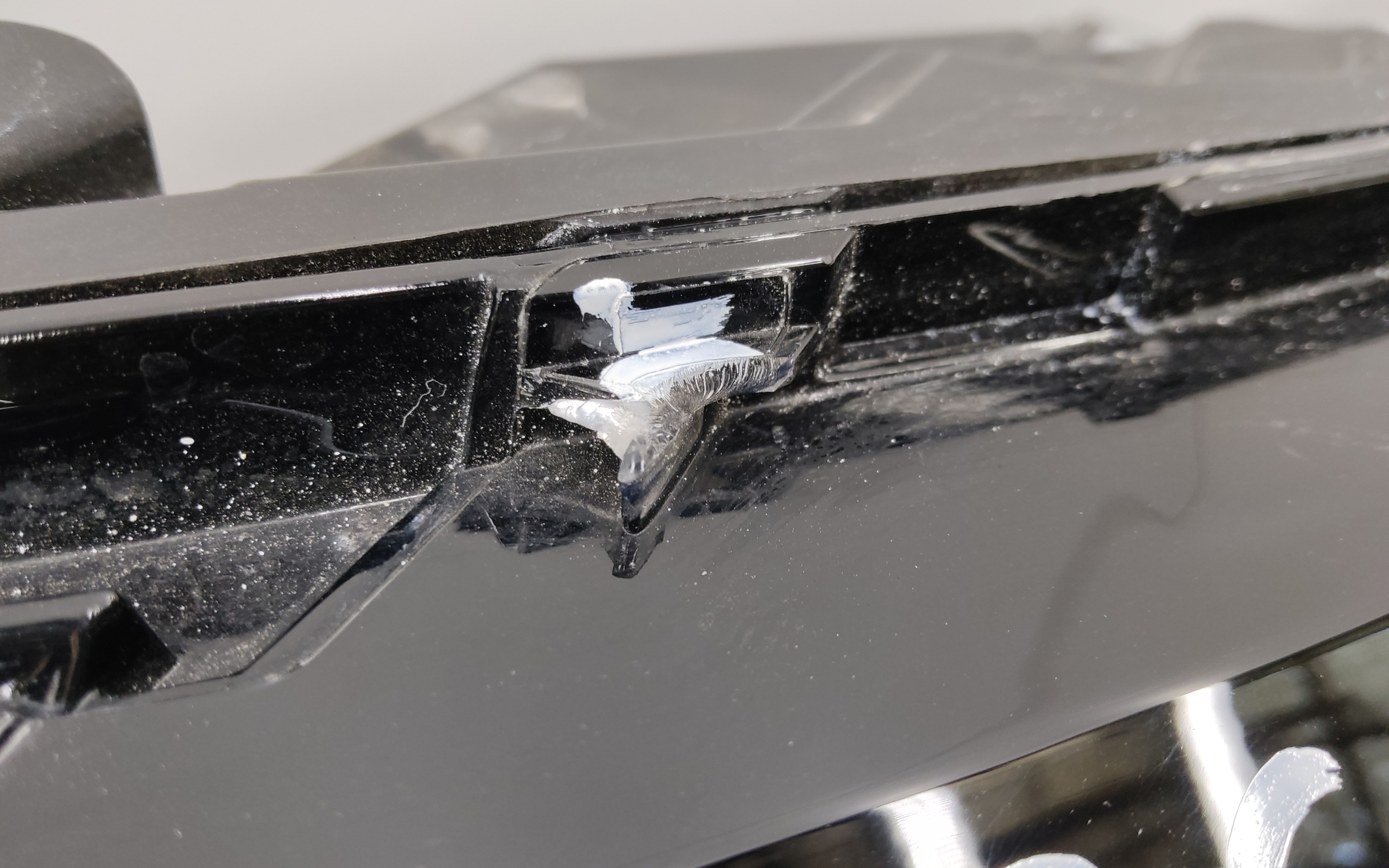 Фара передняя левая Geely Okavango Restail