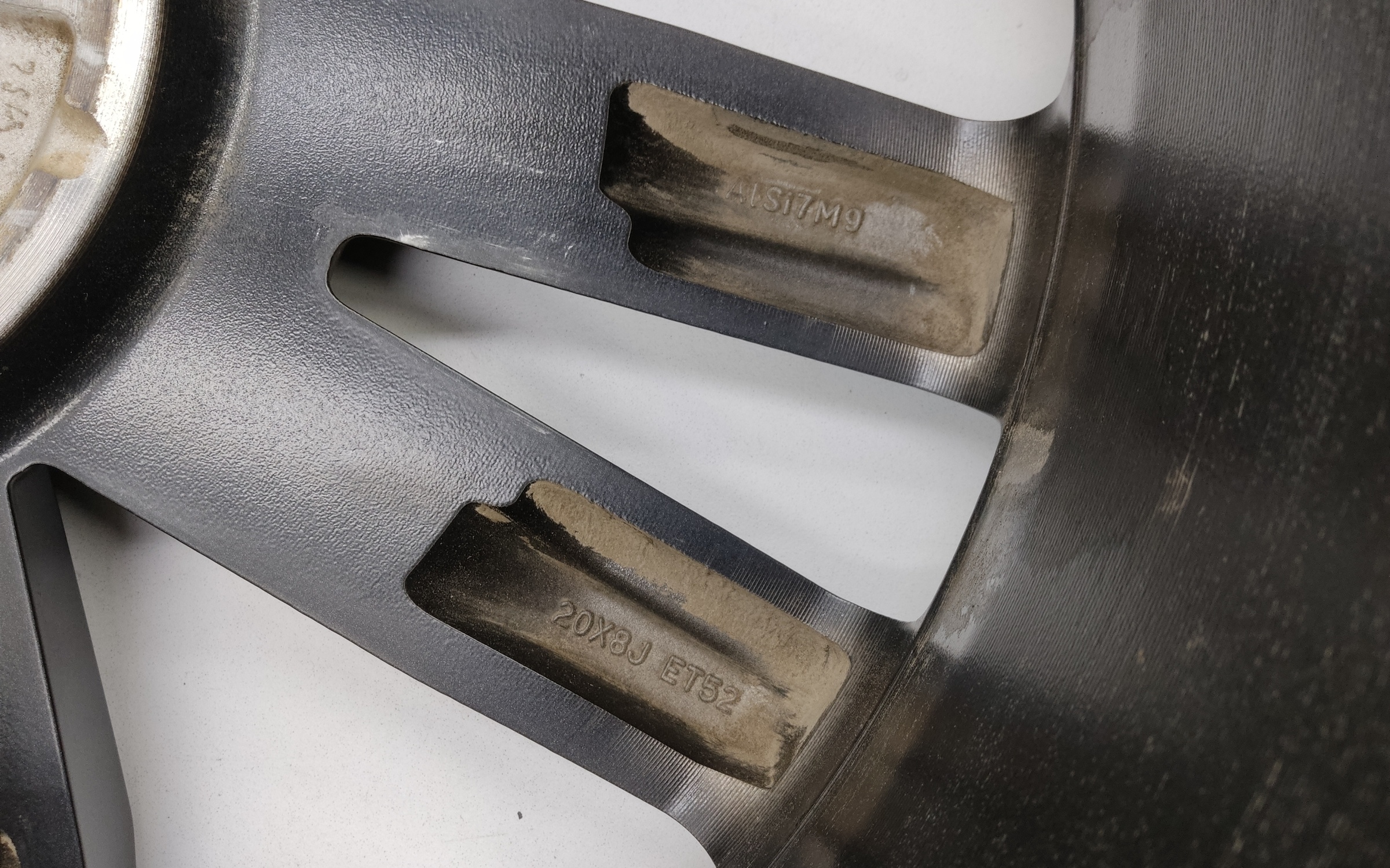 Диск колеса литой Geely Monjaro R20