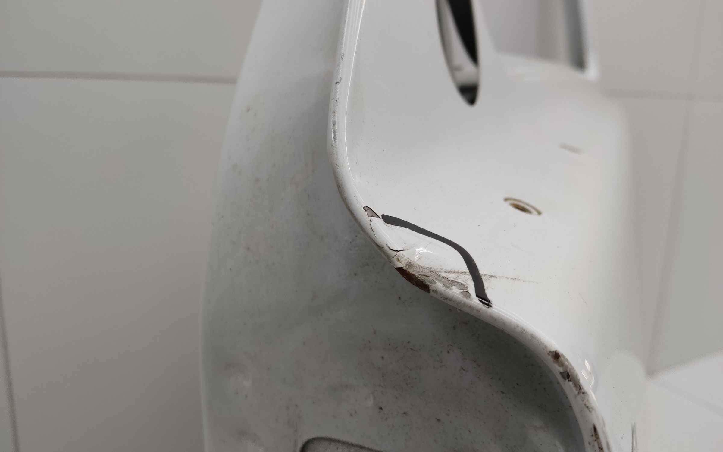 Дверь передняя левая Niva 2121