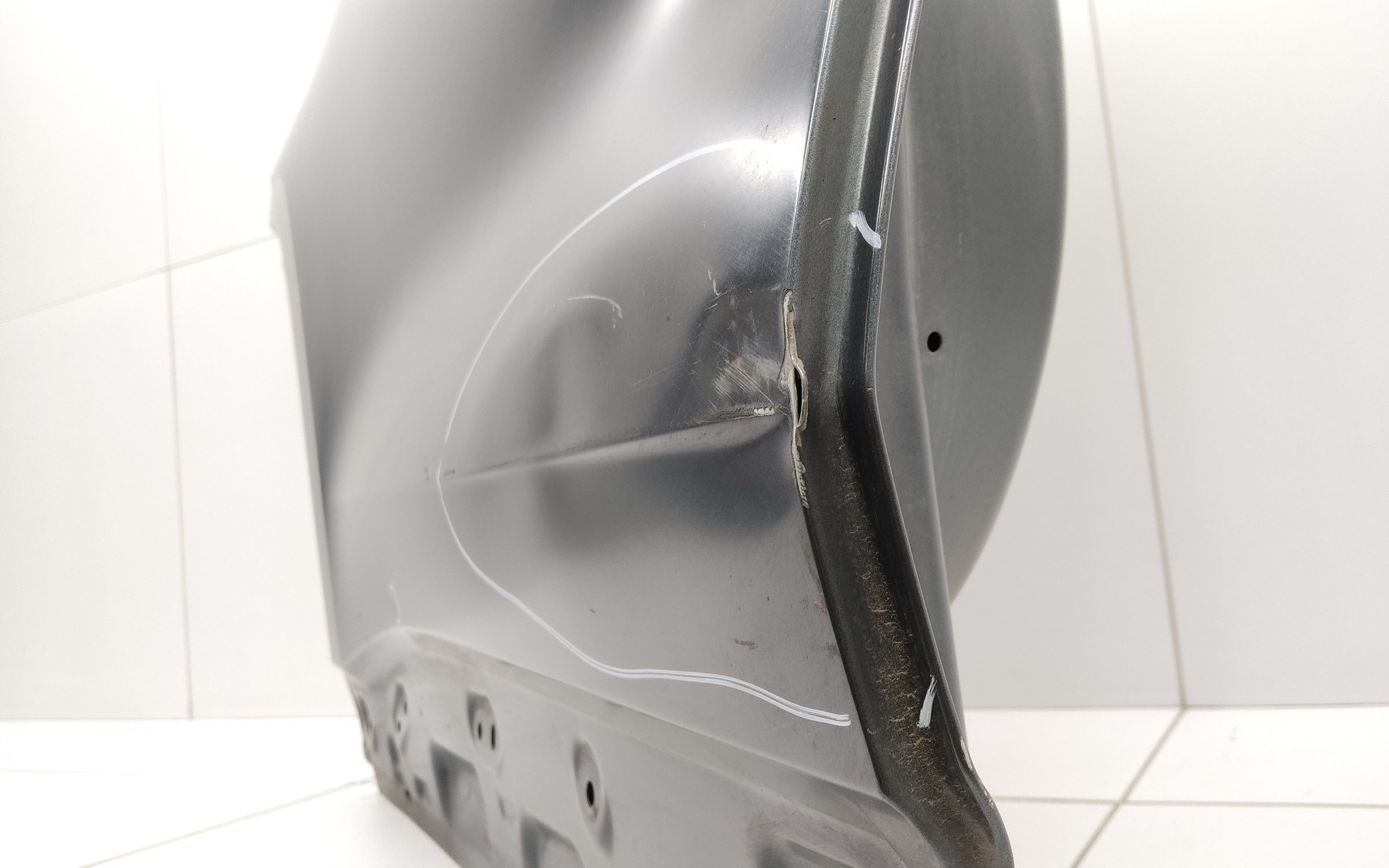 Дверь задняя правая Geely Monjaro