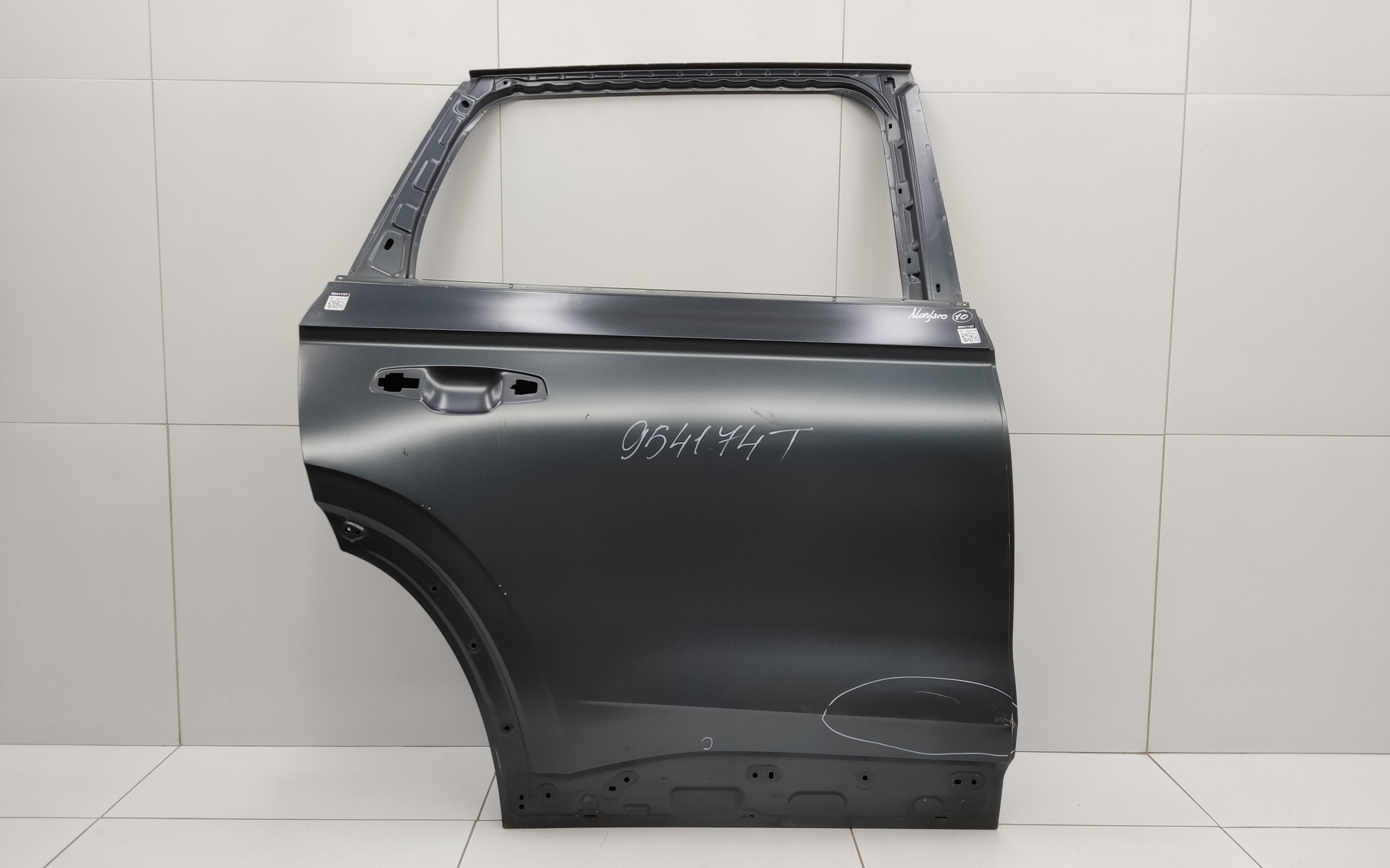 Дверь задняя правая Geely Monjaro