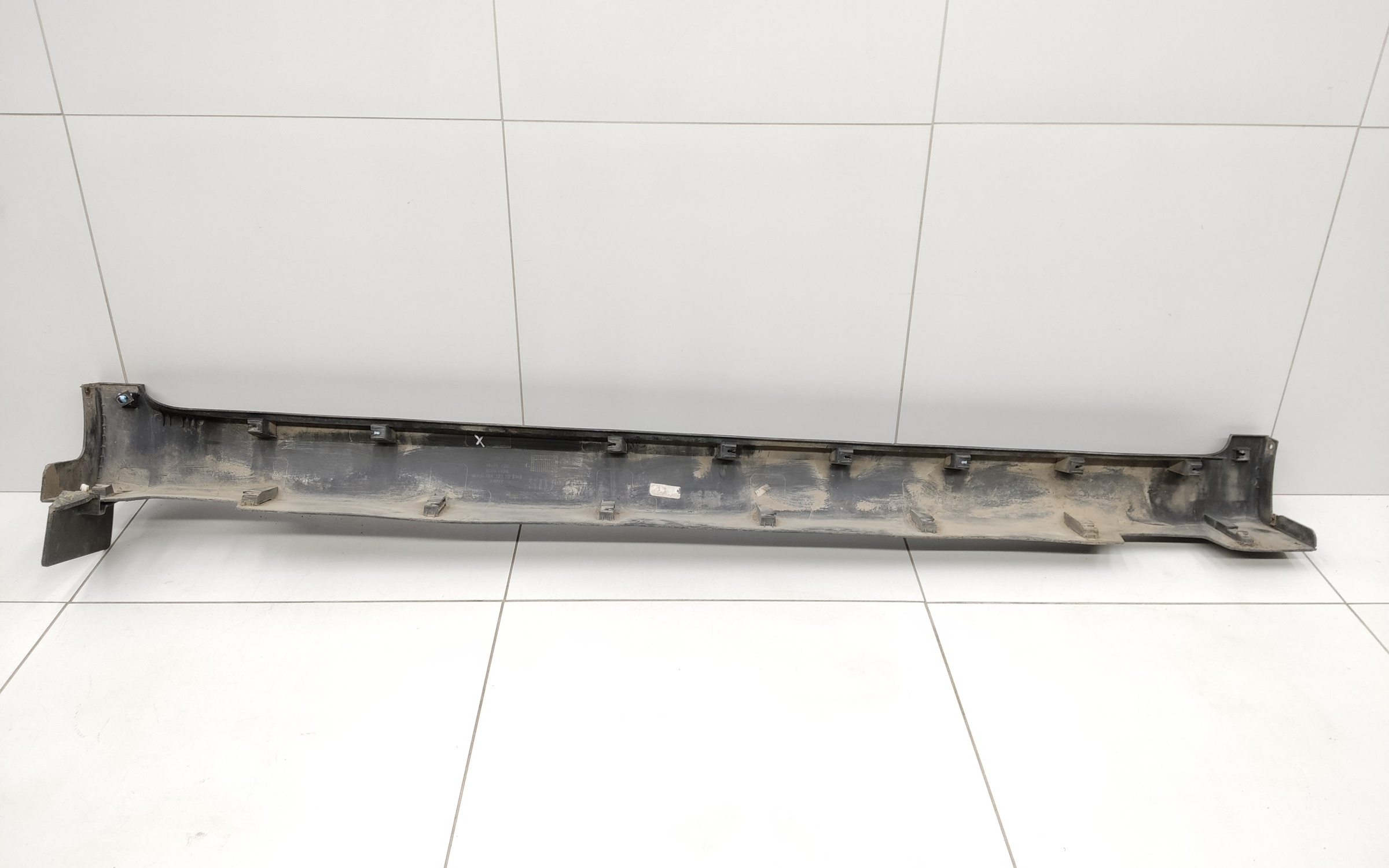 Накладка порога левого Kia Sportage 4