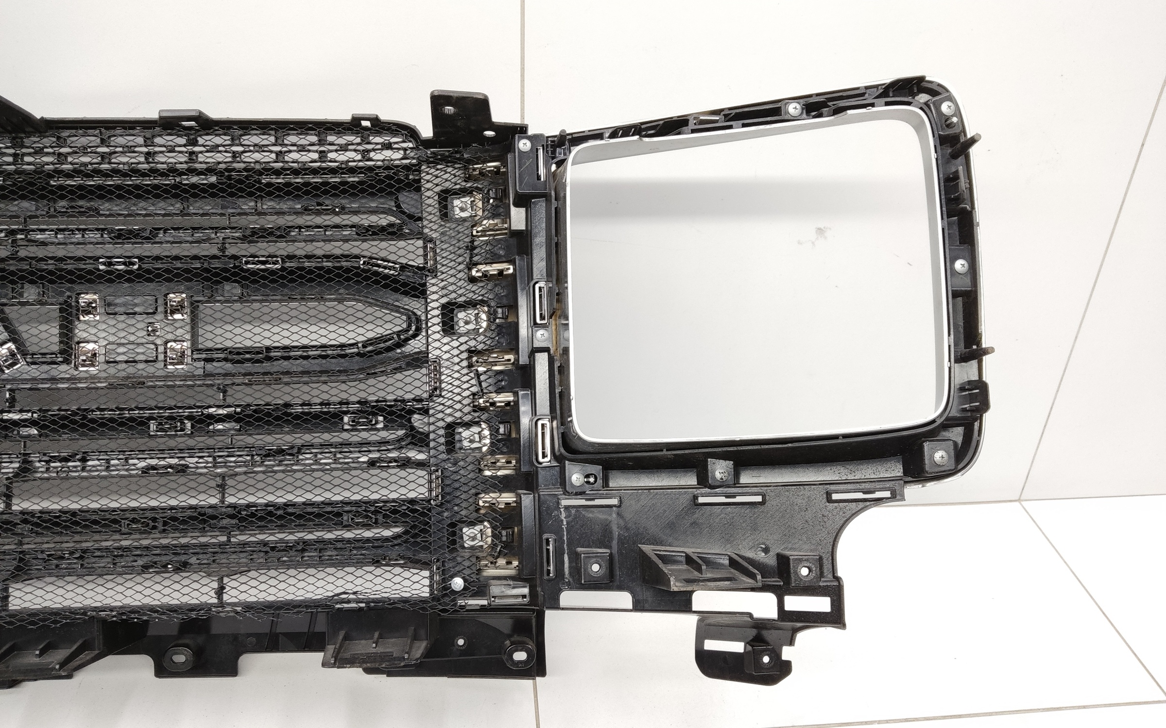 Решетка радиатора Haval H9 2