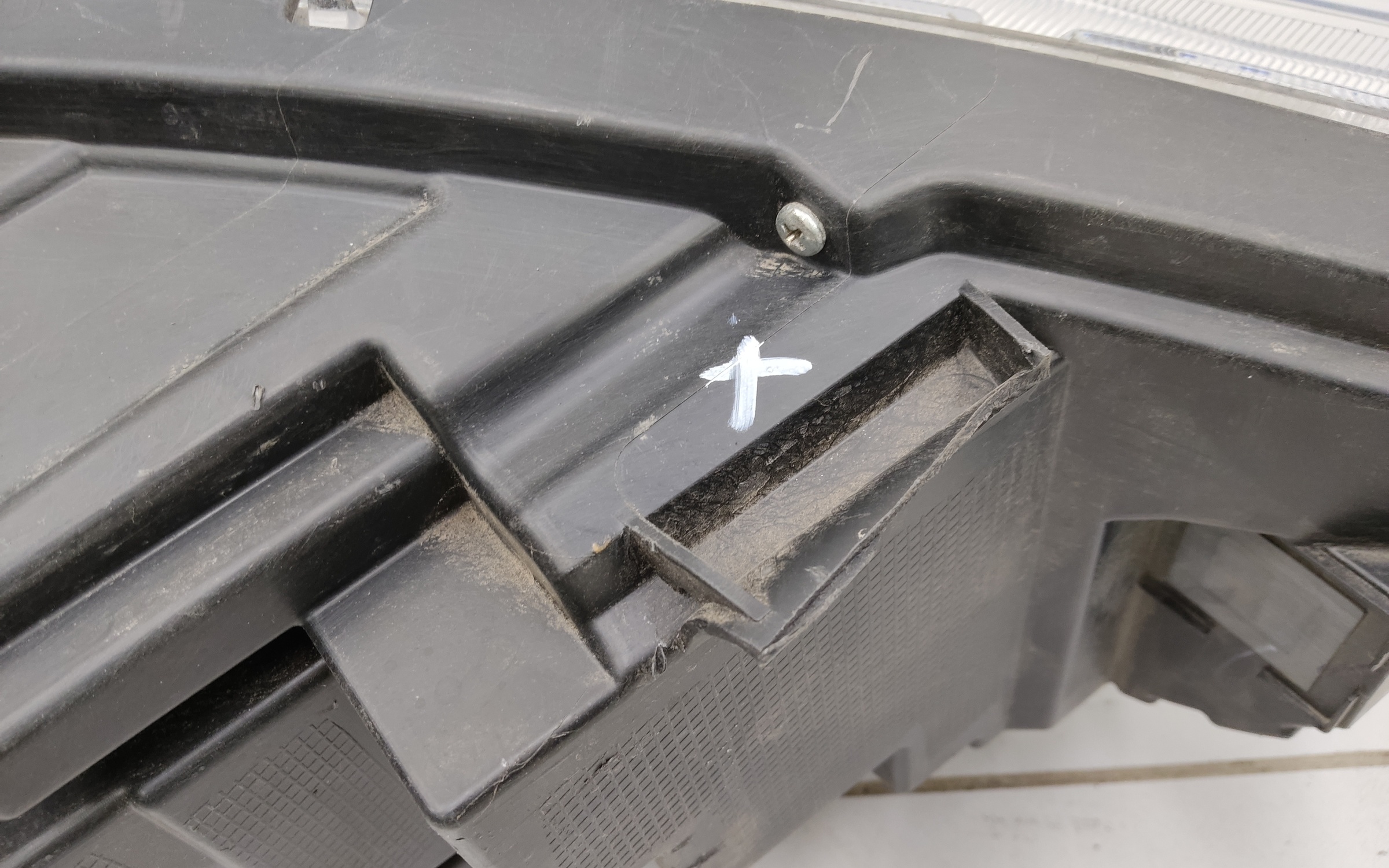 Фара передняя левая Haval Jolion LED