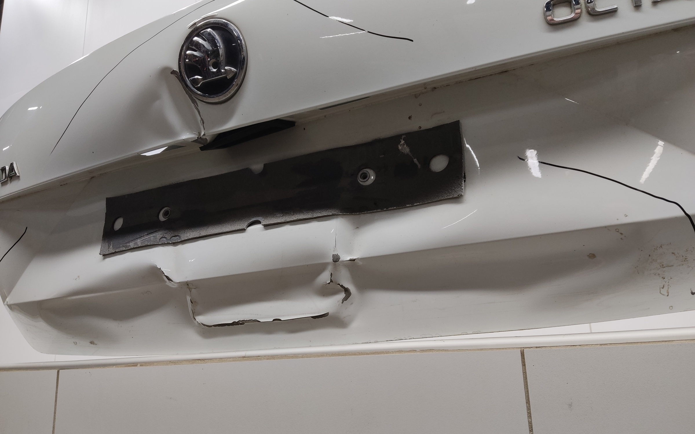 Крышка багажника Skoda Octavia A7 Liftback