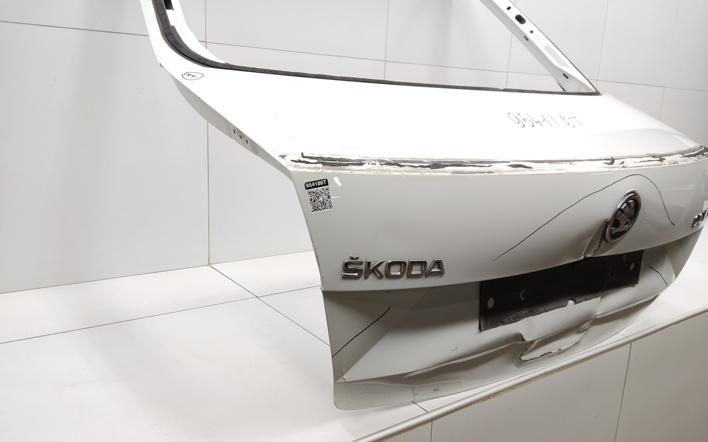 Крышка багажника Skoda Octavia A7 Liftback