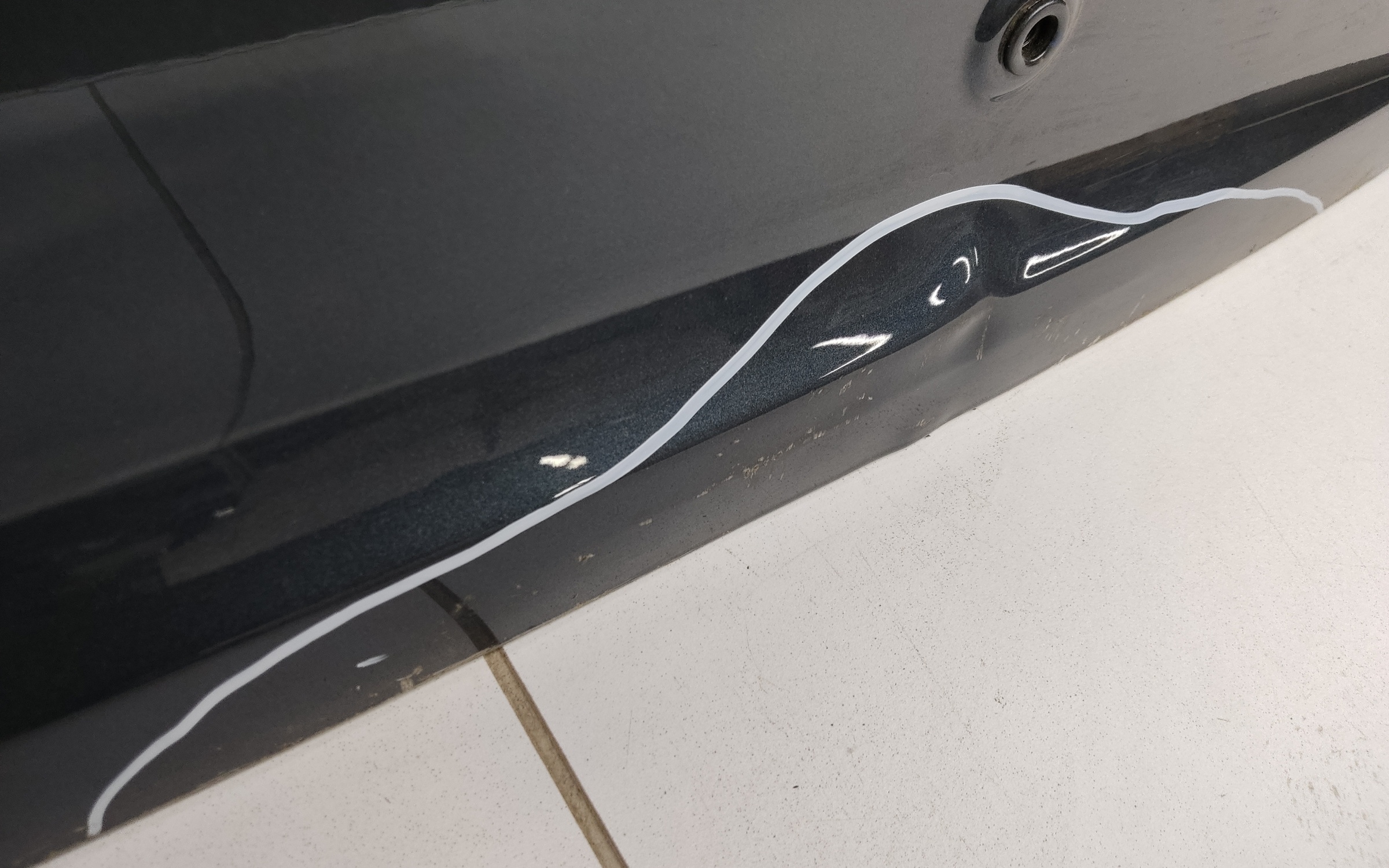 Крышка багажника Geely Monjaro