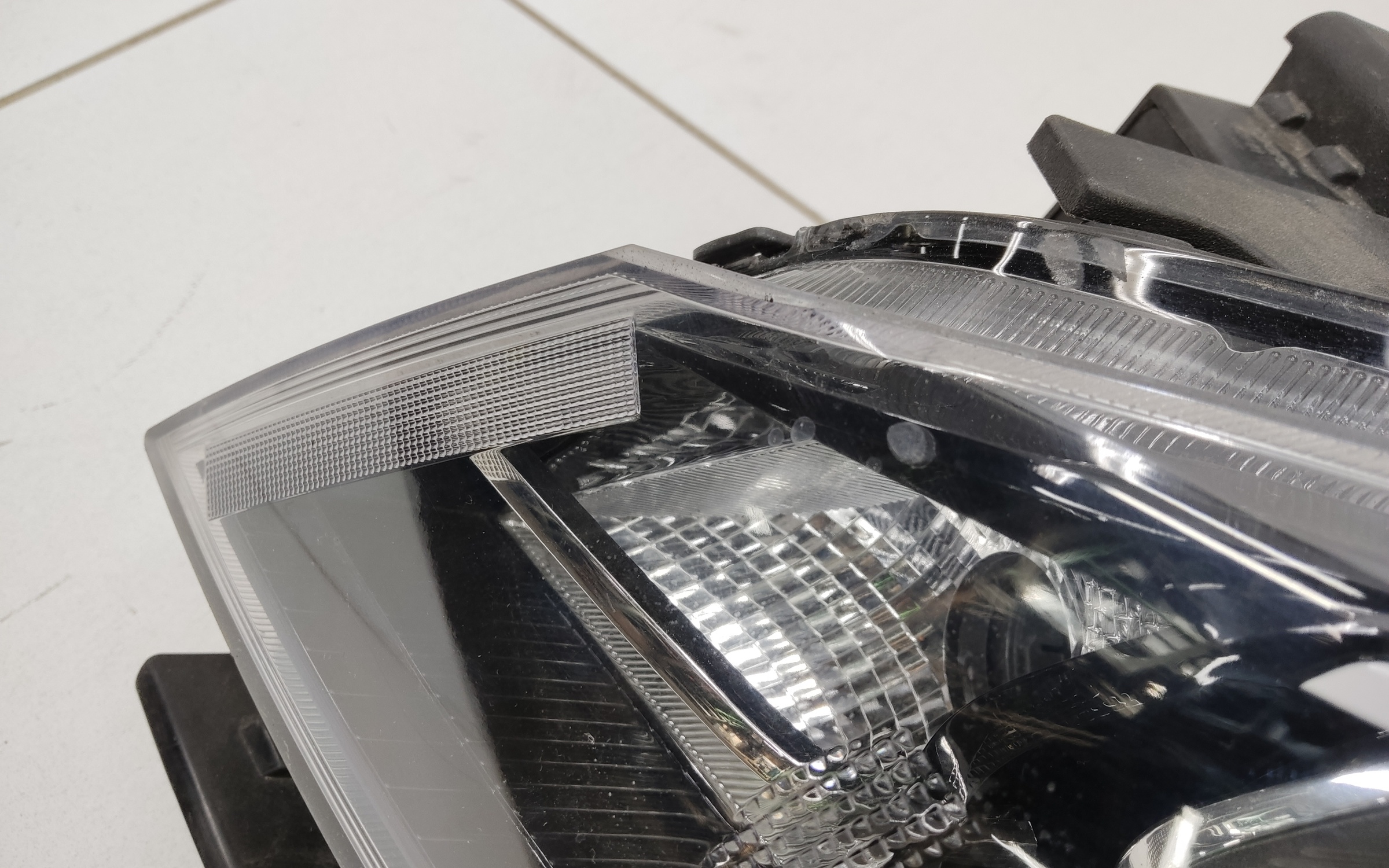 Фара передняя левая KIA Rio 4 Restail галоген