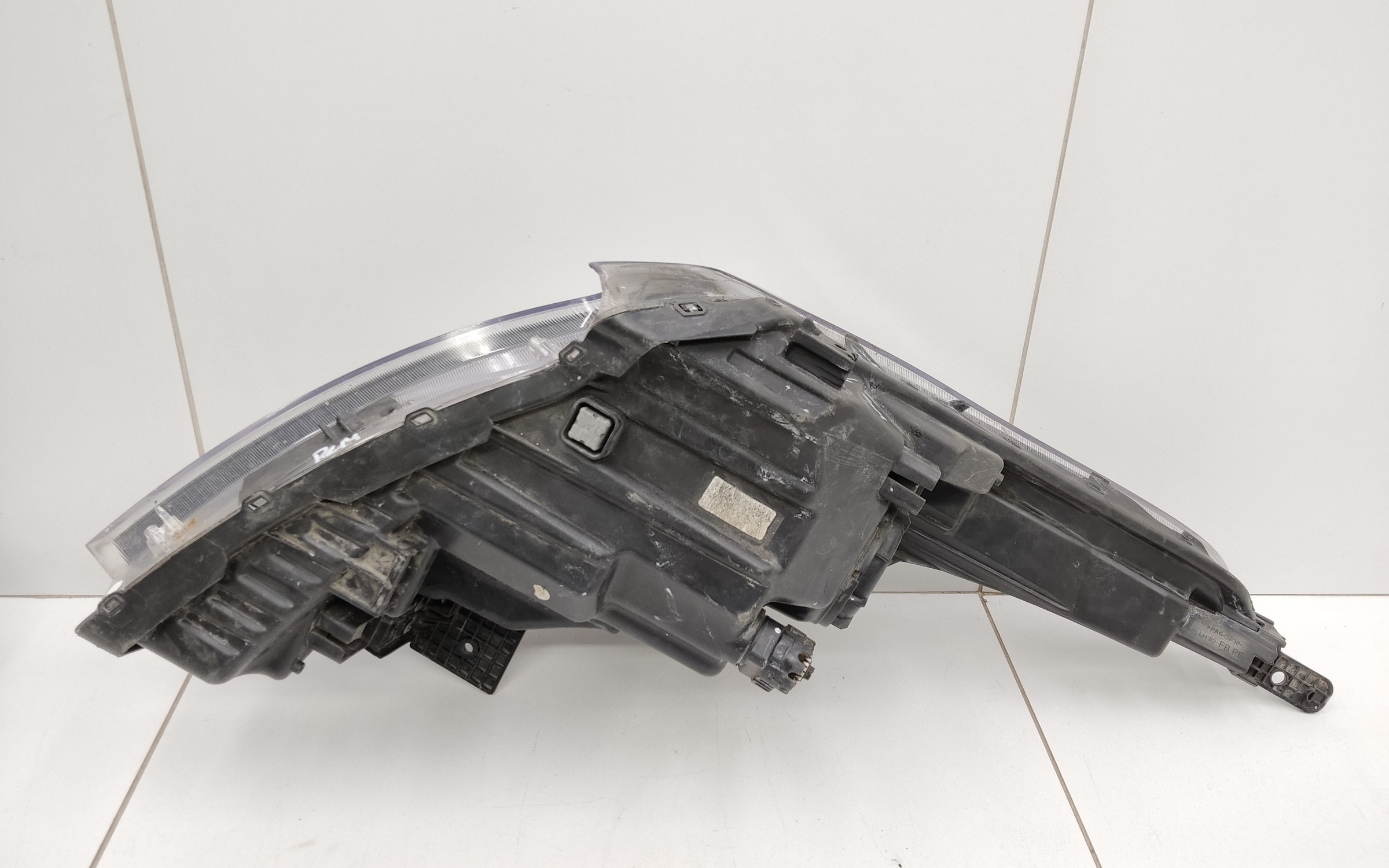 Фара передняя левая KIA Rio 4 Restail галоген