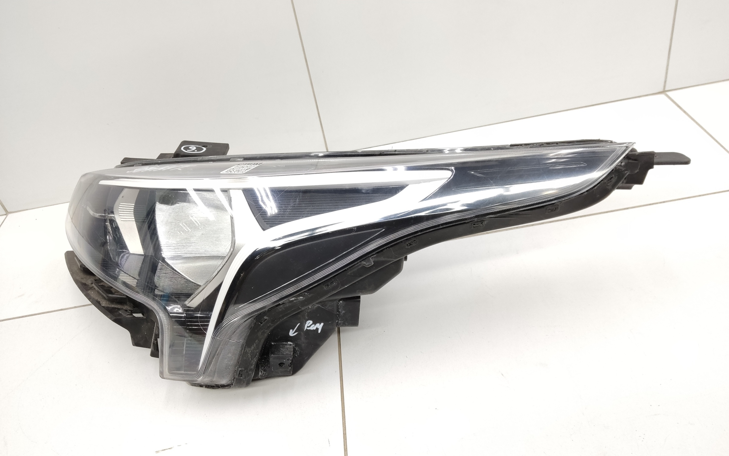 Фара передняя левая KIA Rio 4 Restail галоген