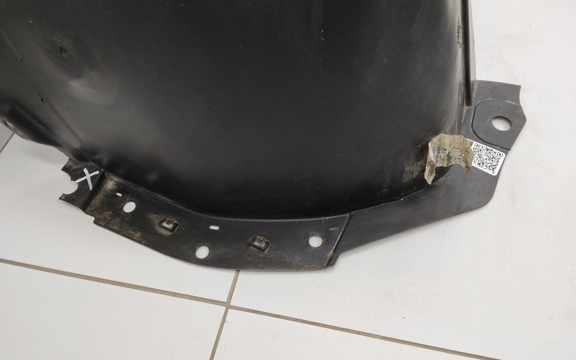 Подкрылок передний правый Geely Monjaro