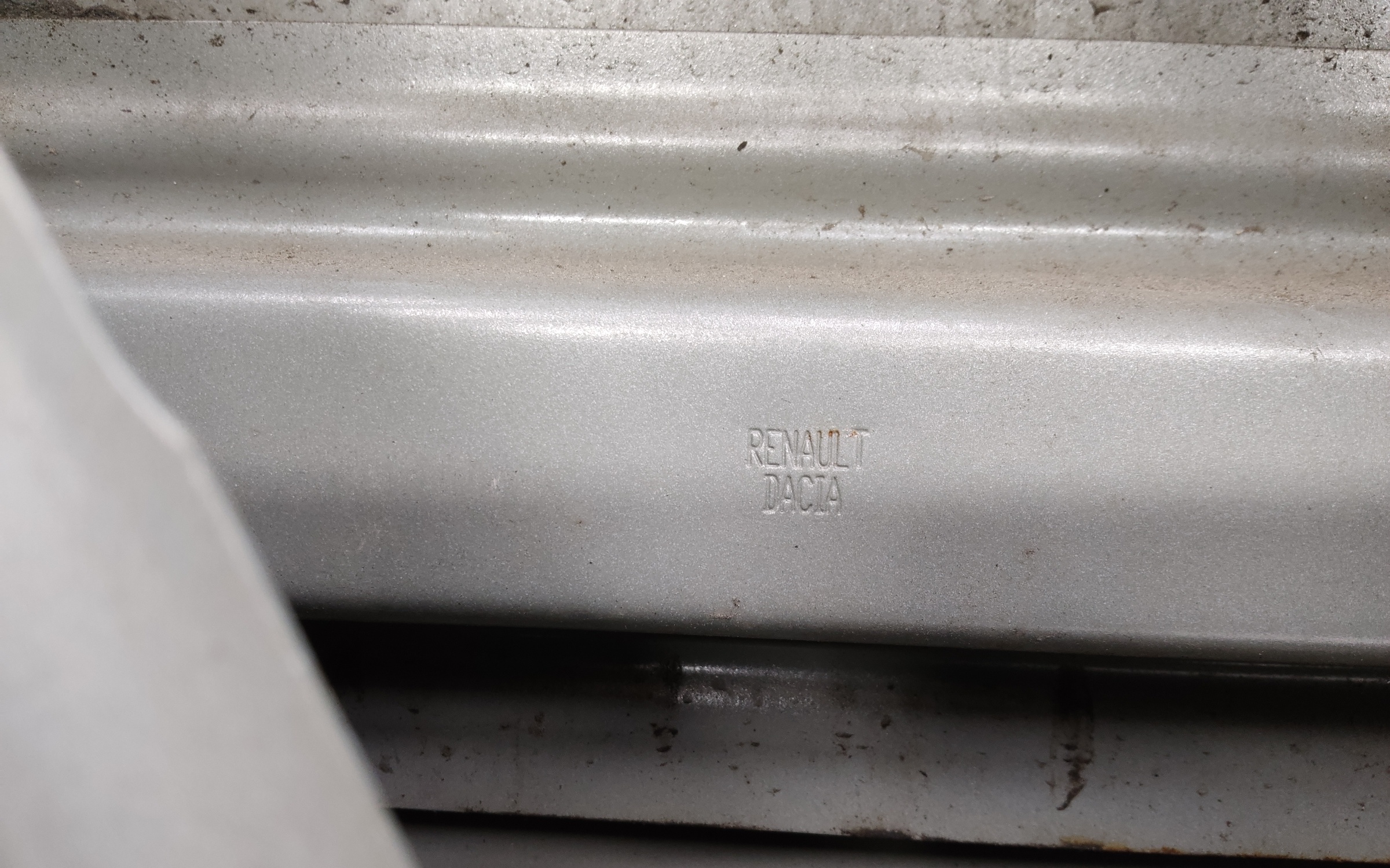 Дверь задняя левая Lada Largus под стекло и накладку