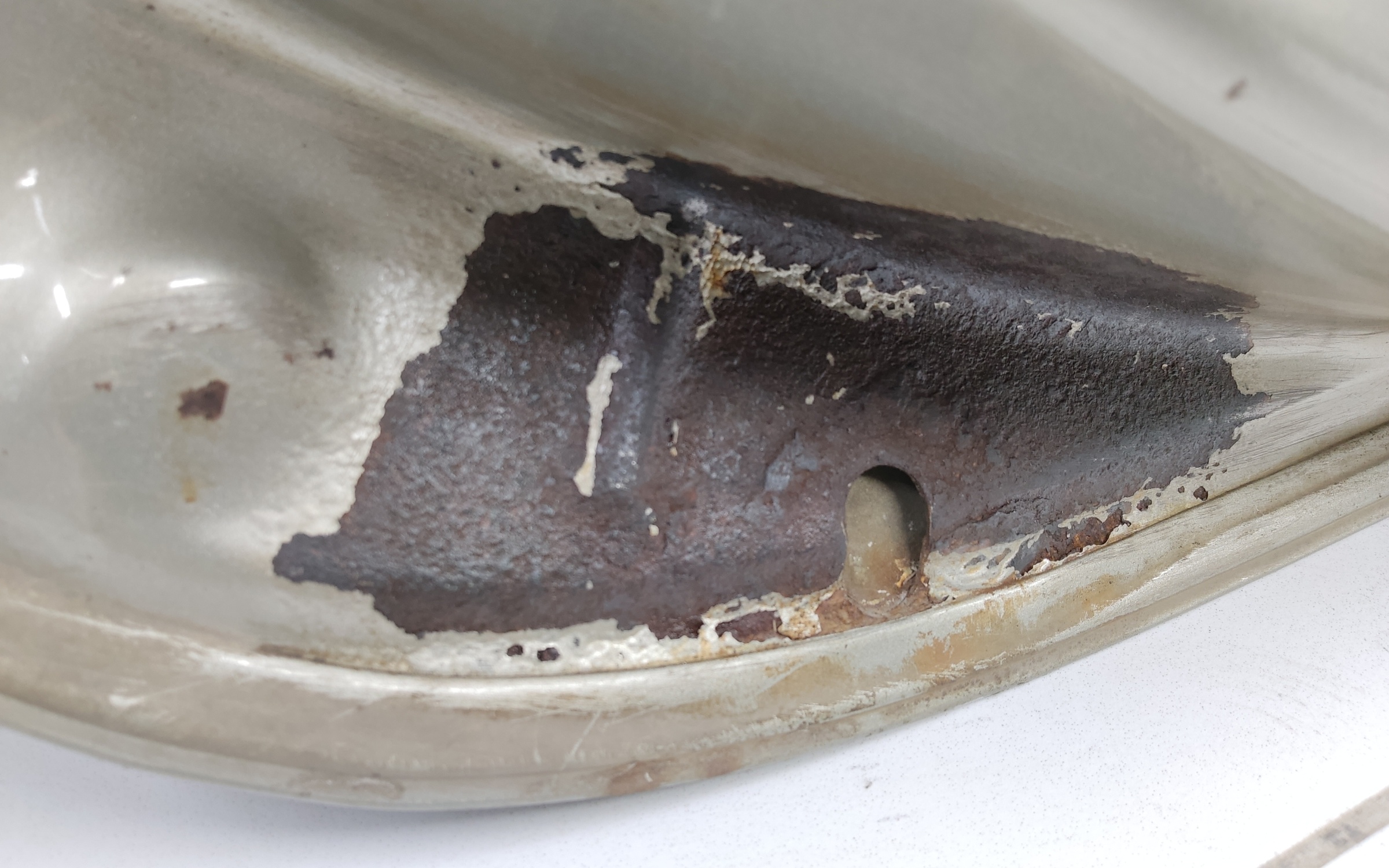 Дверь задняя левая Lada Largus под стекло и накладку