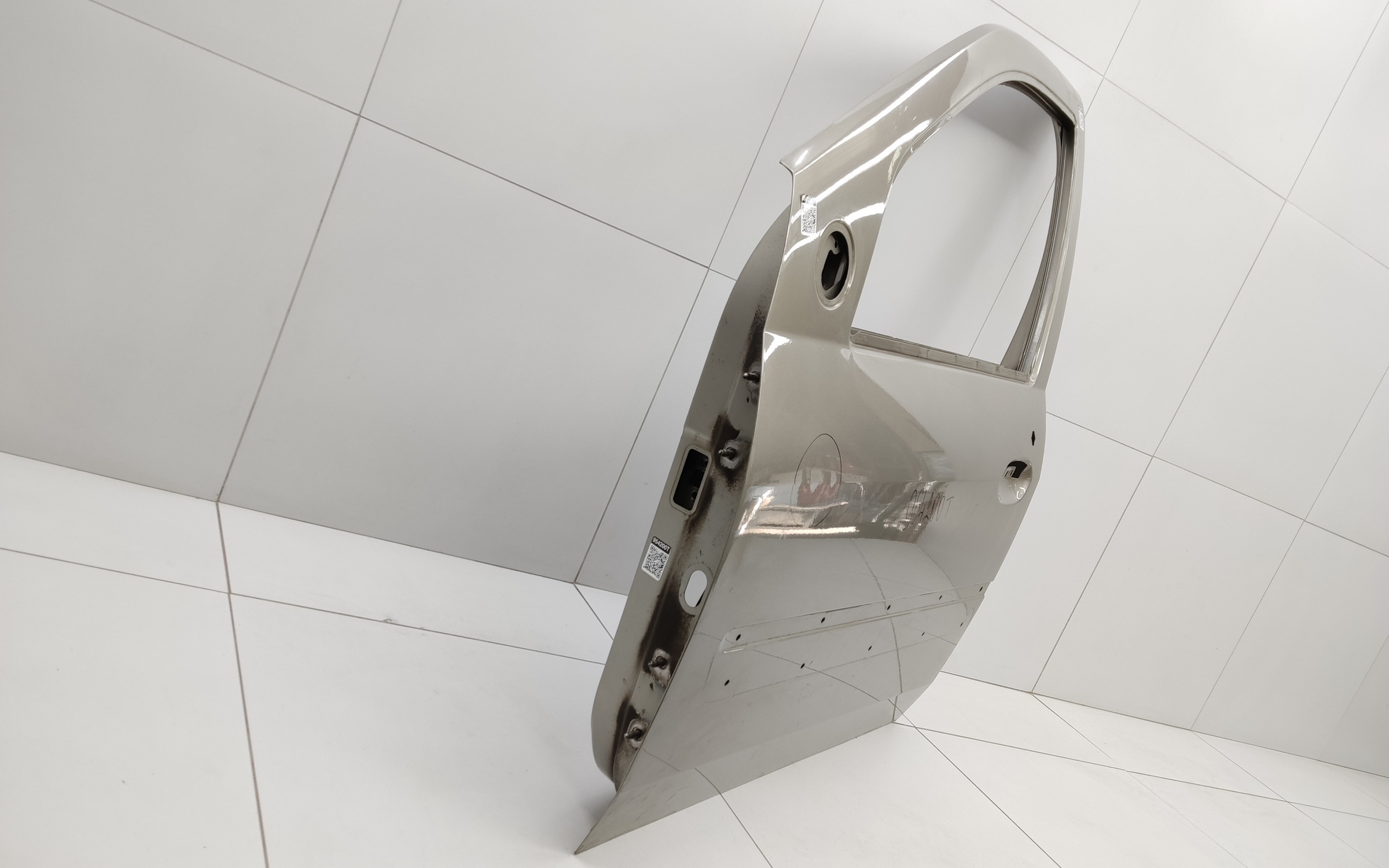 Дверь передняя левая Lada Largus 1 под накладку