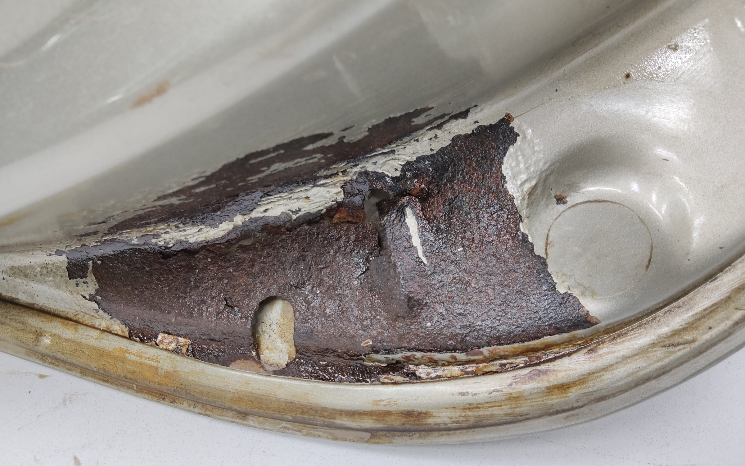 Дверь задняя правая Lada Largus под стекло