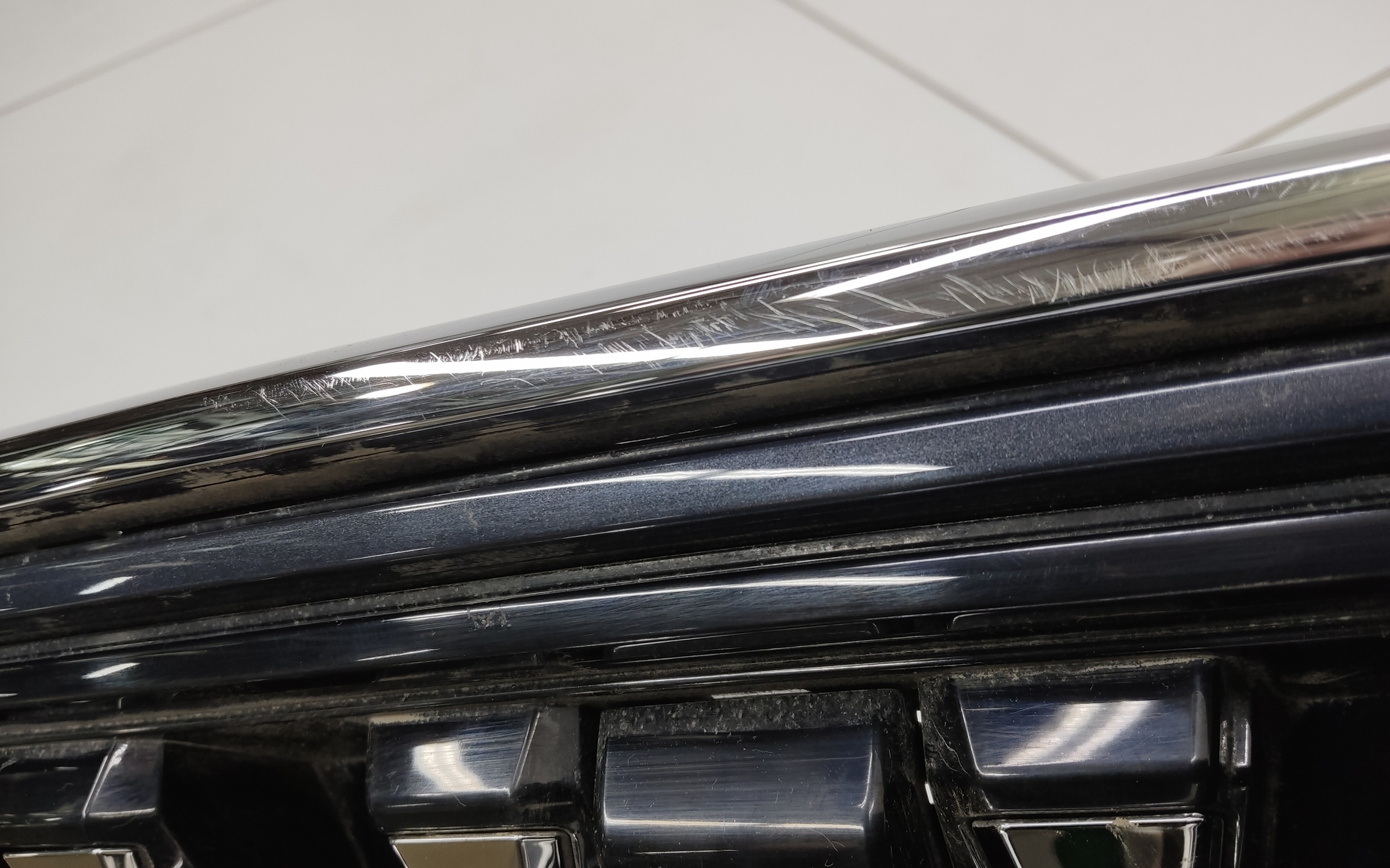 Решетка радиатора Geely Monjaro