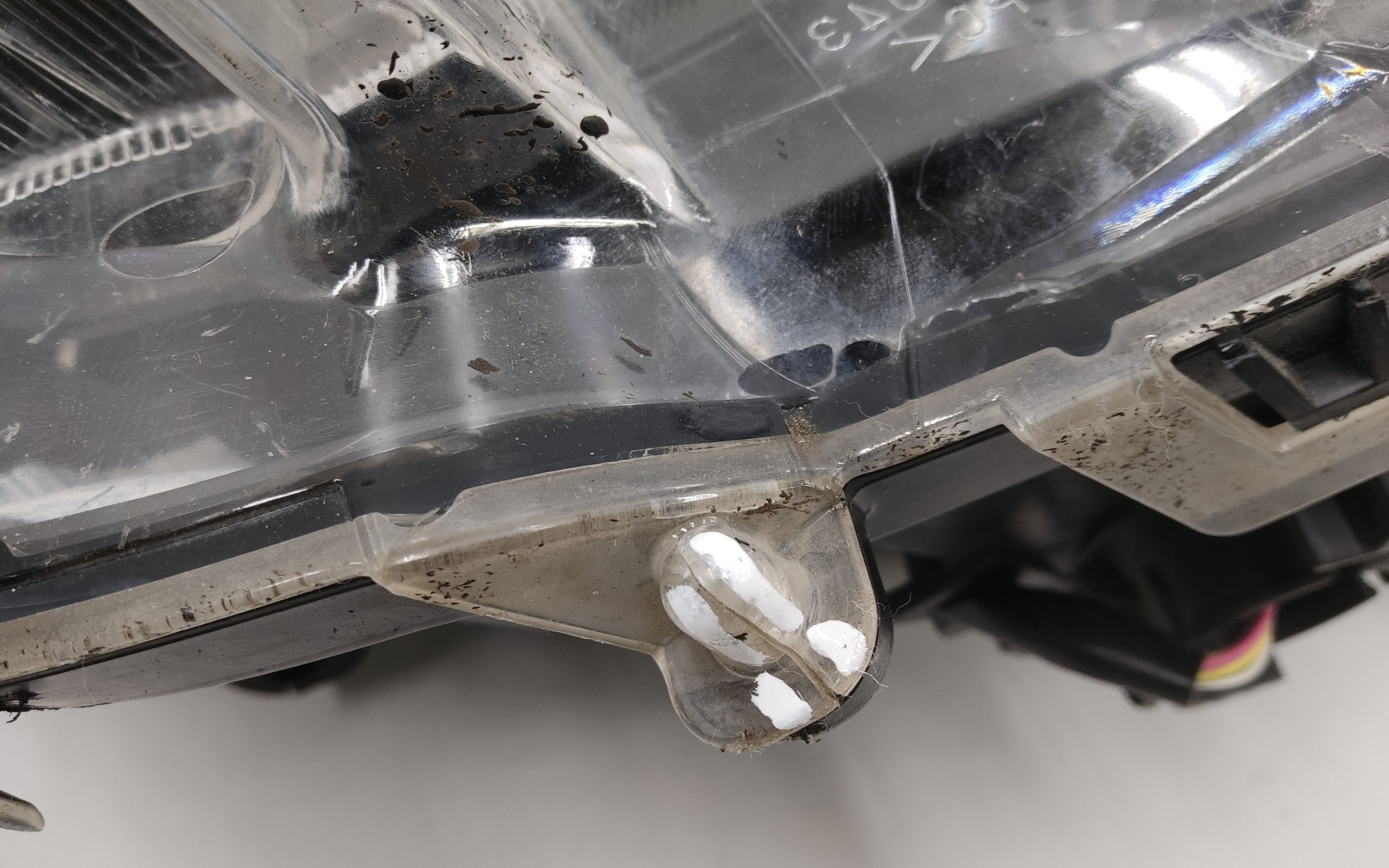 Фара передняя левая Toyota RAV4 XA50 LED