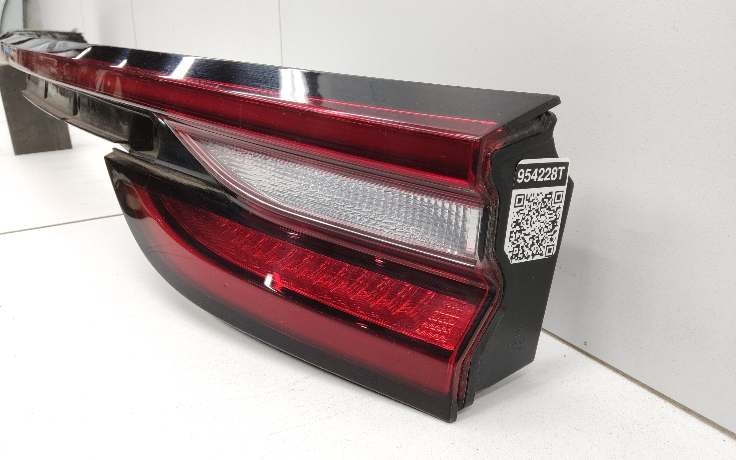 Фонарь крышки багажника Exeed TXL