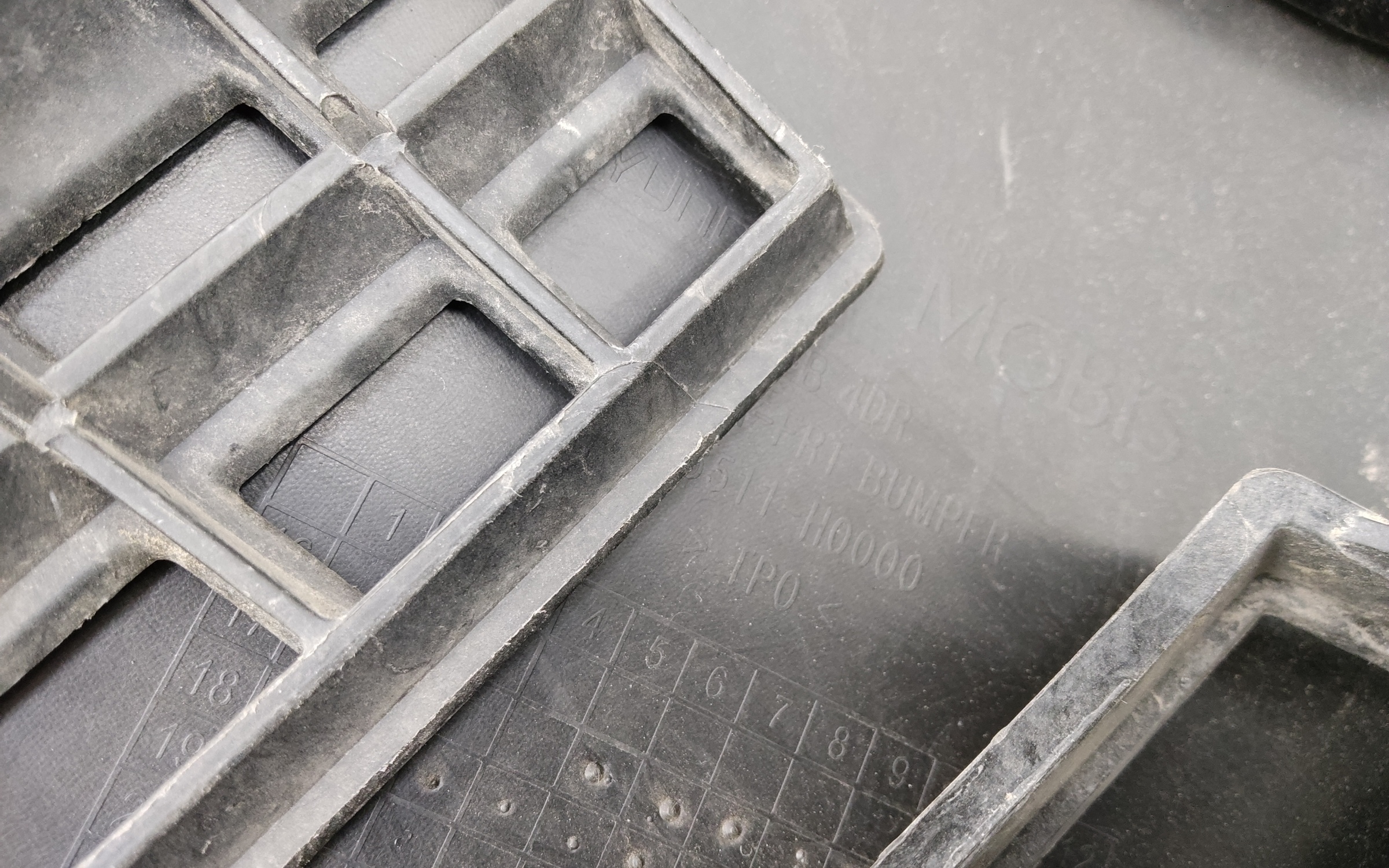 Бампер передний Kia Rio 4