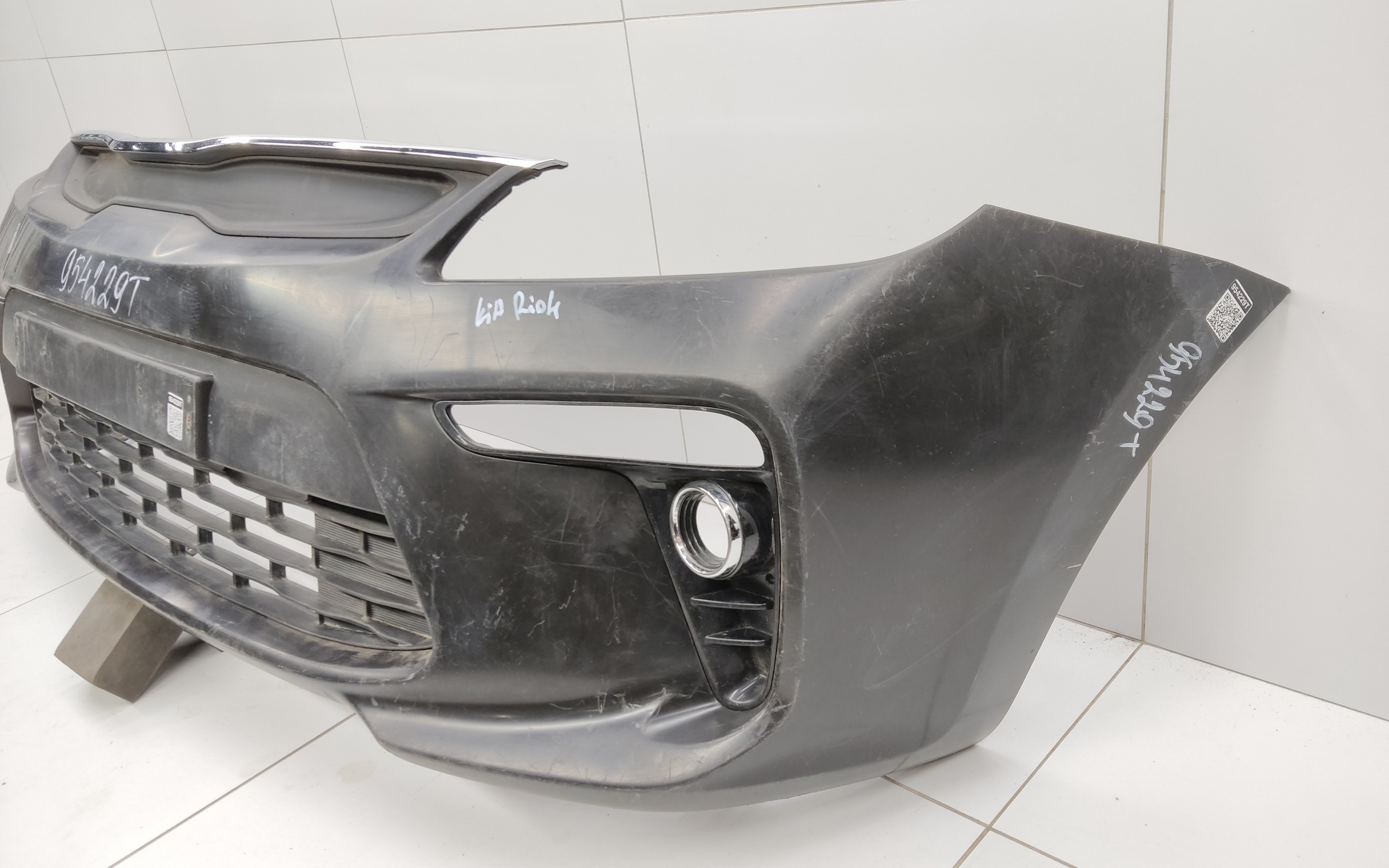 Бампер передний Kia Rio 4