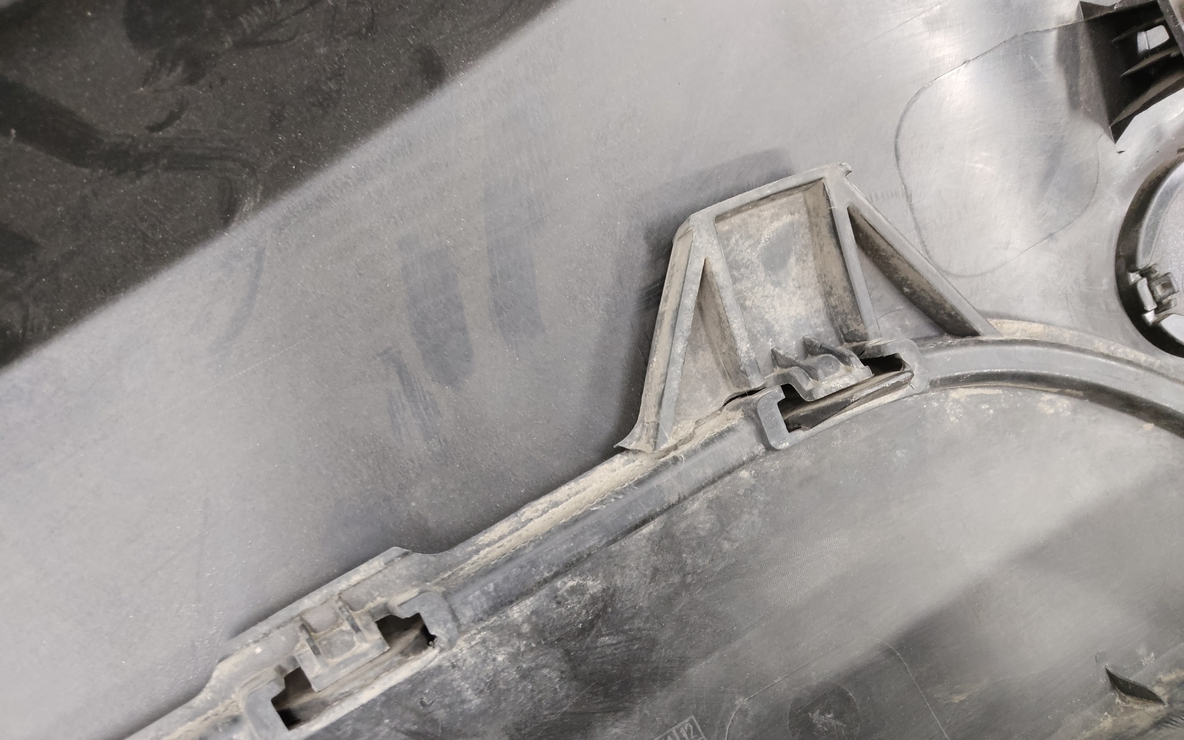 Бампер передний Kia Rio 4