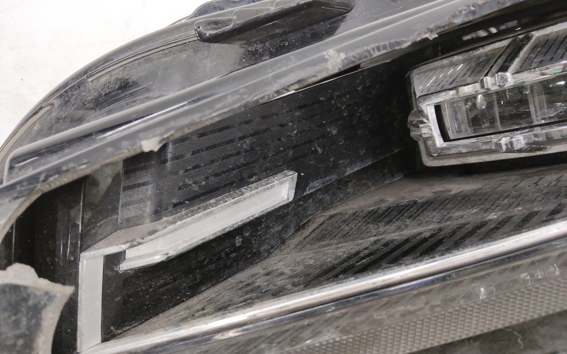 Фара передняя левая Geely Preface LED