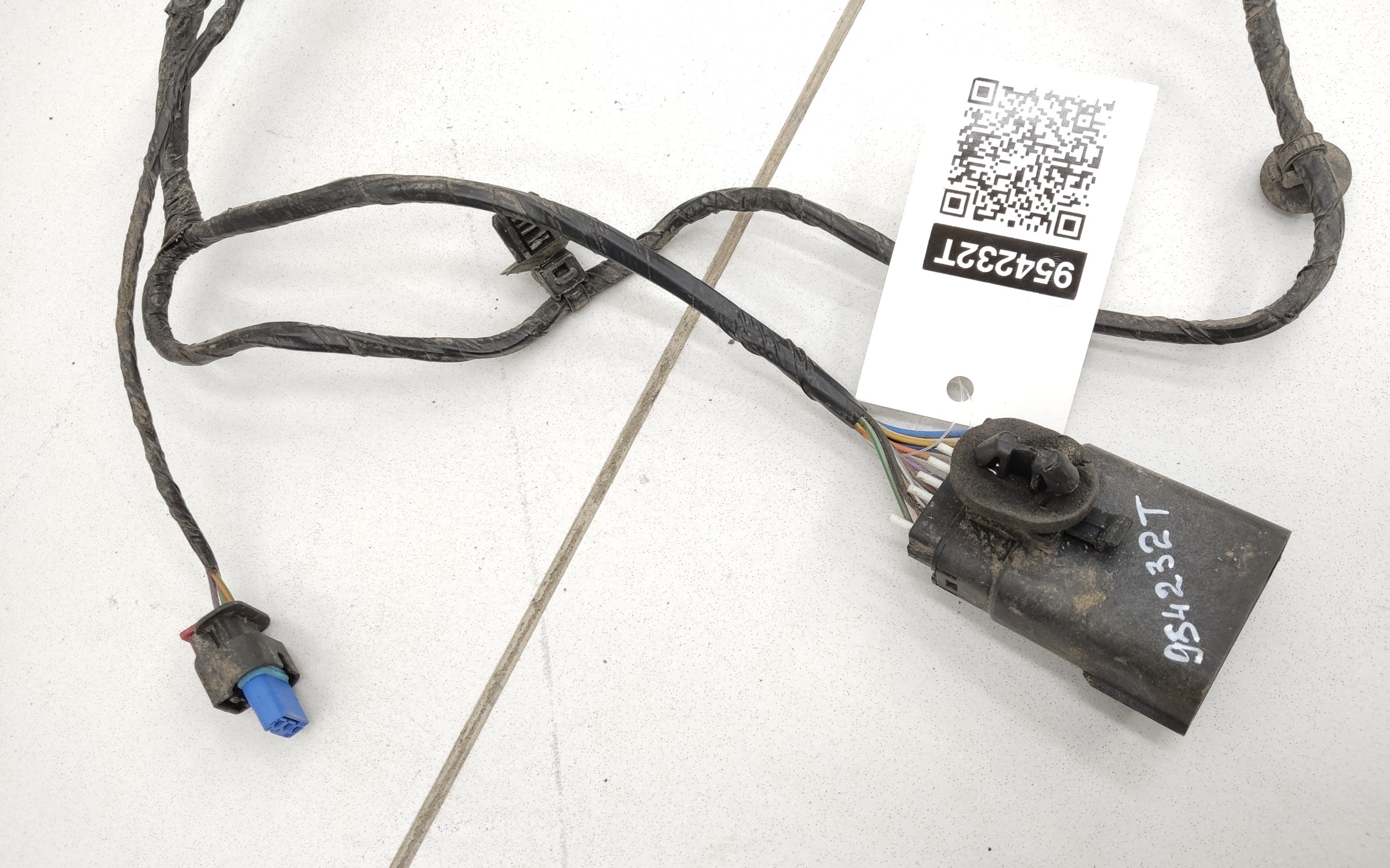 Проводка заднего бампера Geely Monjaro