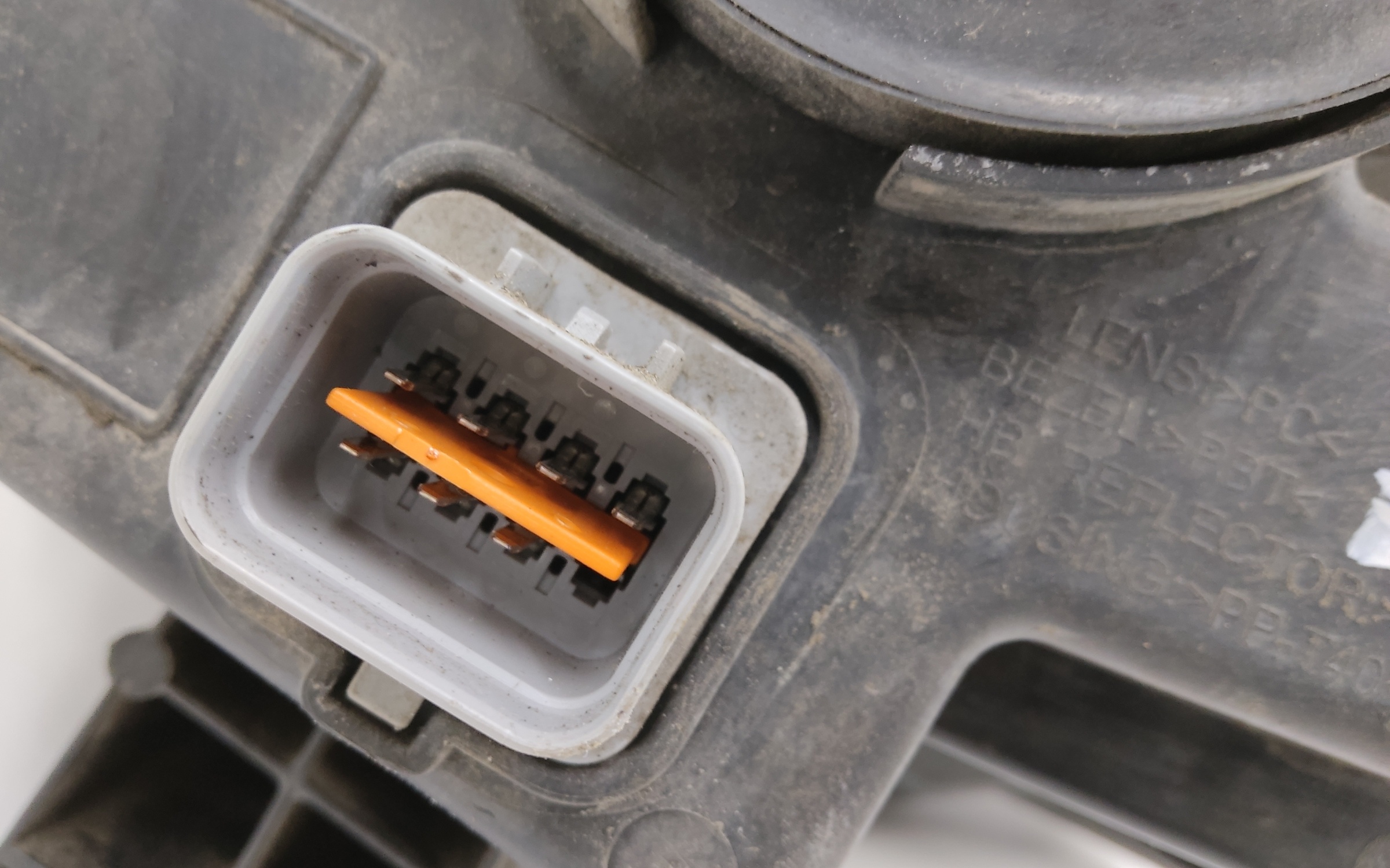 Фара передняя левая JAC JS6 галоген