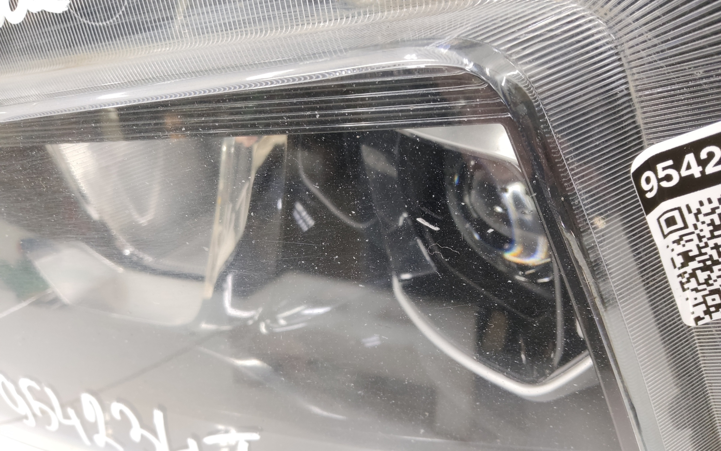 Фара передняя левая JAC JS6 галоген