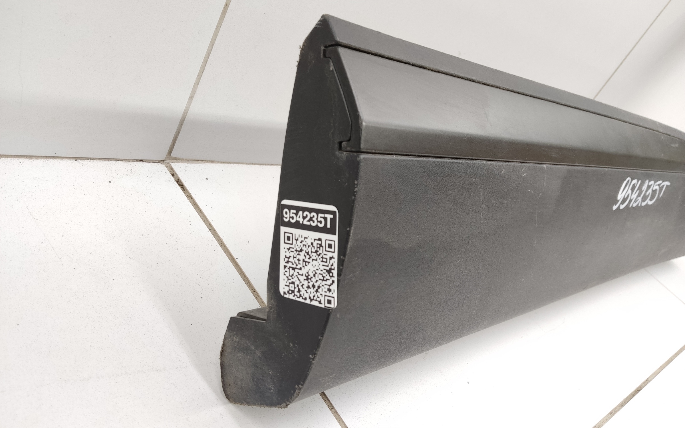 Накладка двери задней левой Chery Tiggo 9