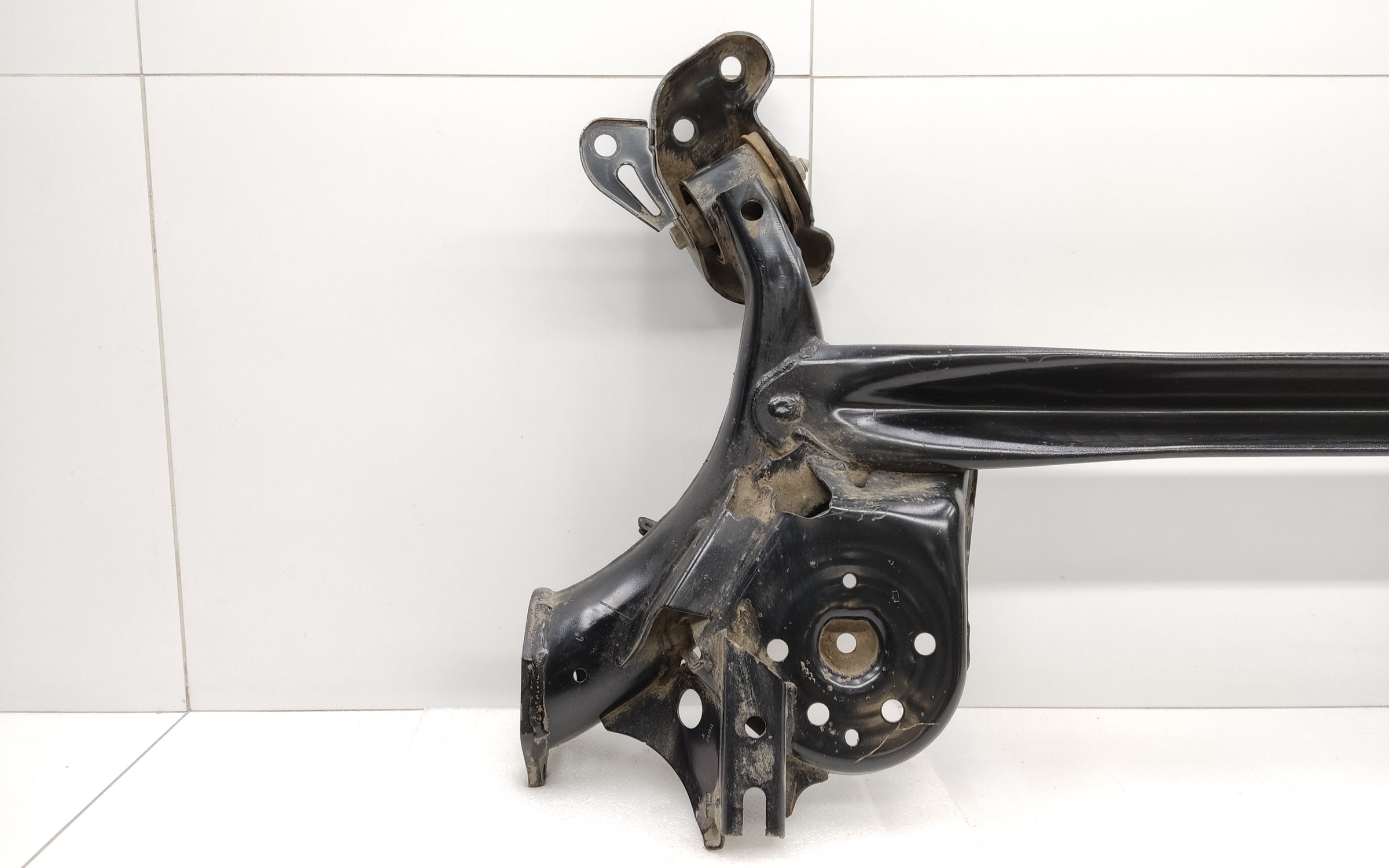 Балка задняя Geely Coolray Restail