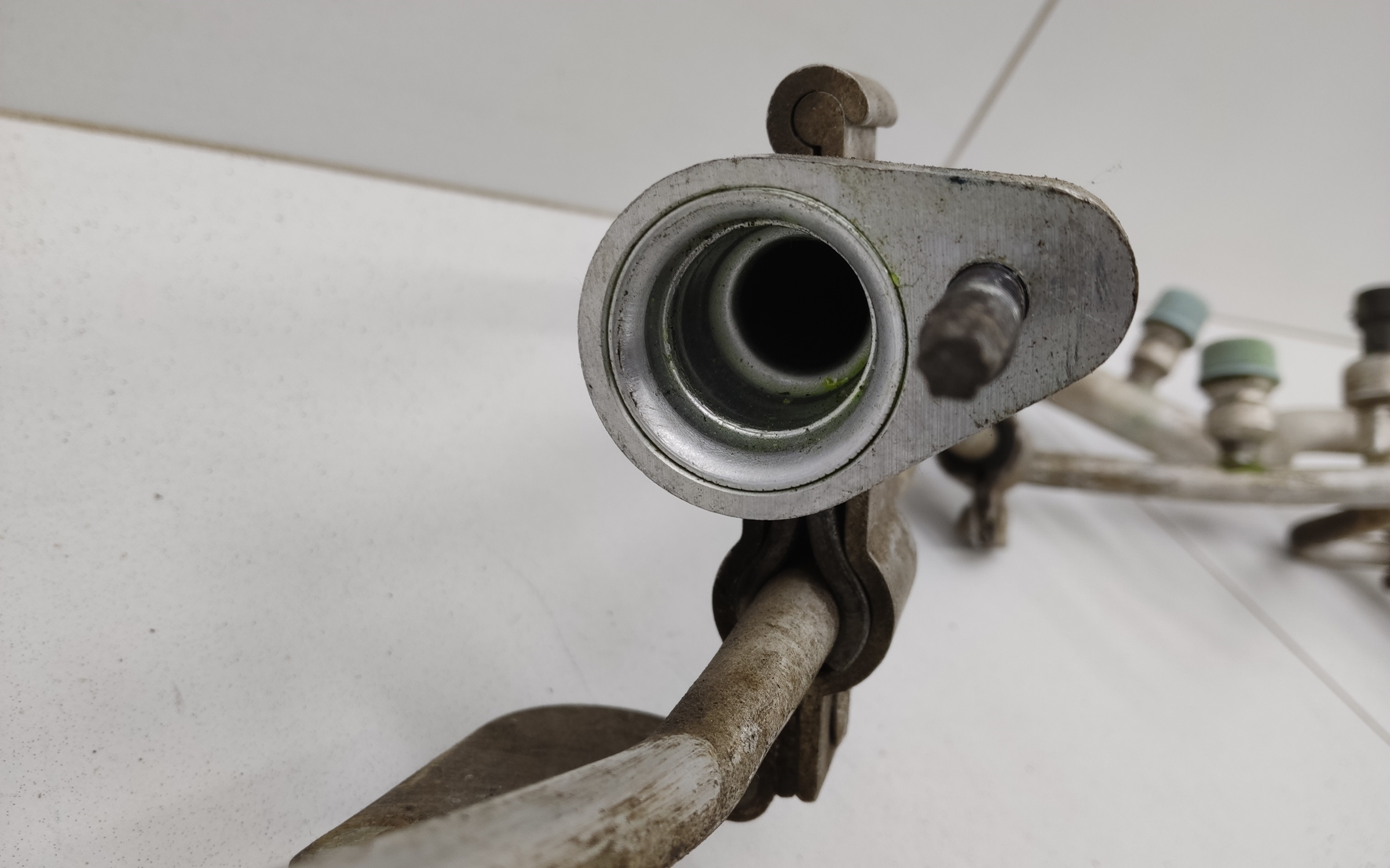 Трубка кондиционера Lada Granta