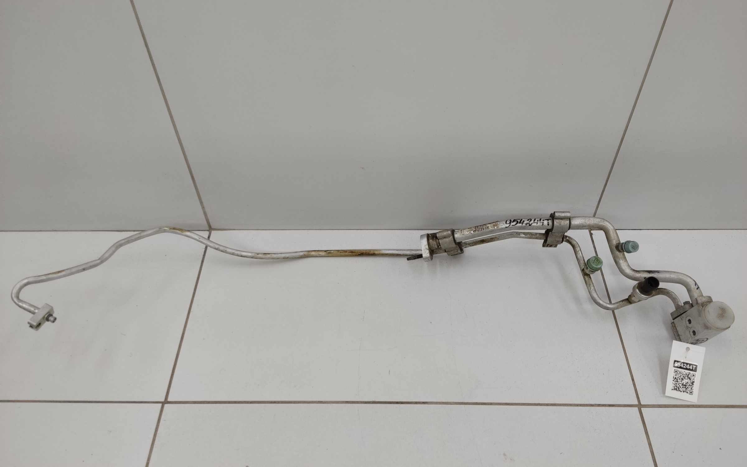 Трубка кондиционера Lada Granta