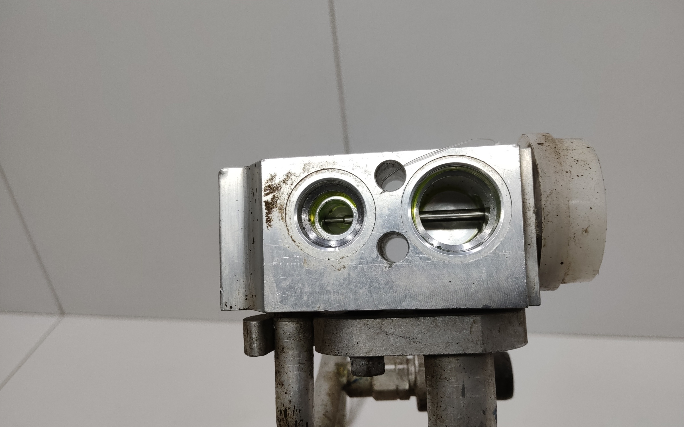 Трубка кондиционера Lada Granta