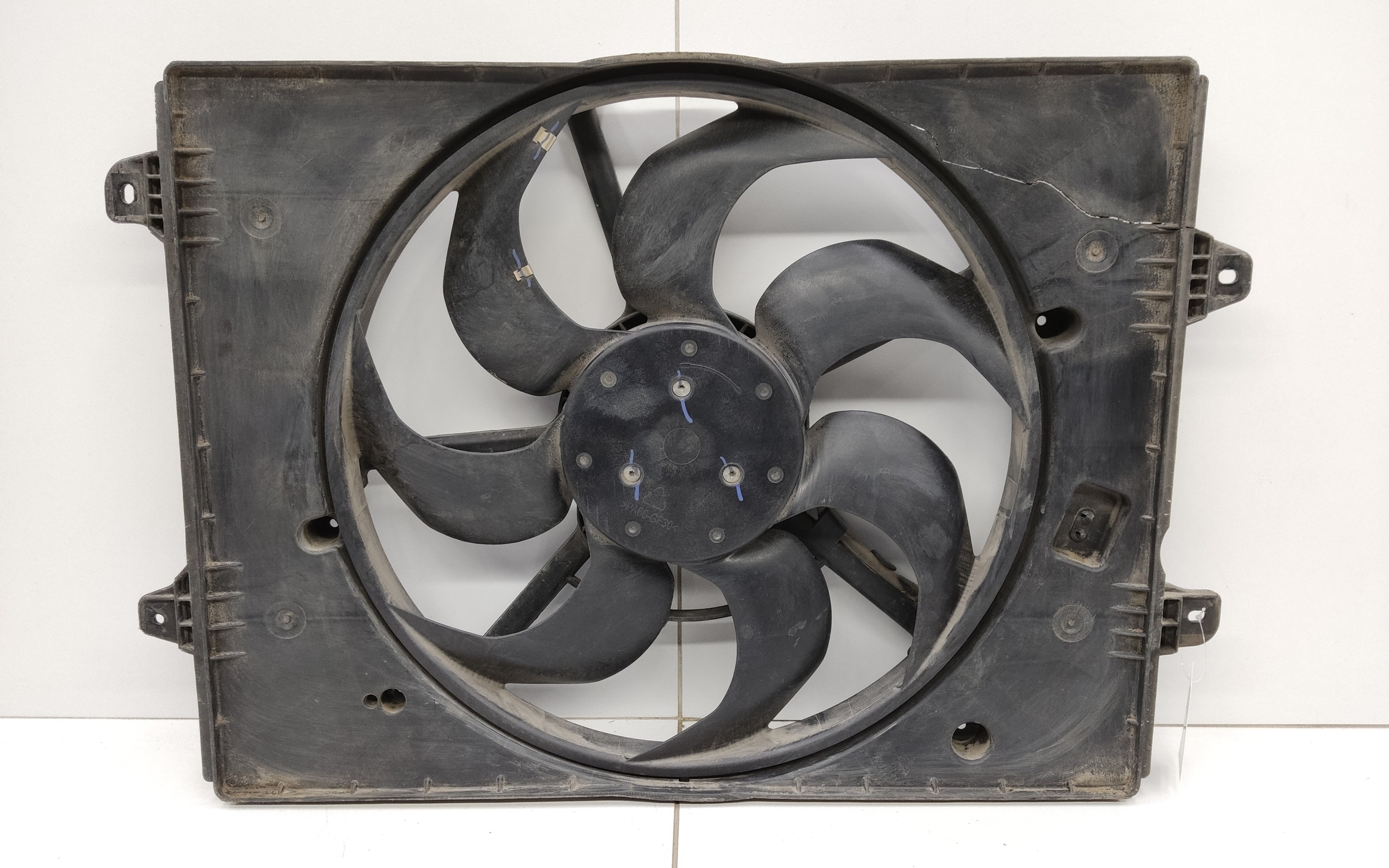 Диффузор вентилятора радиатора Chery Tiggo 8