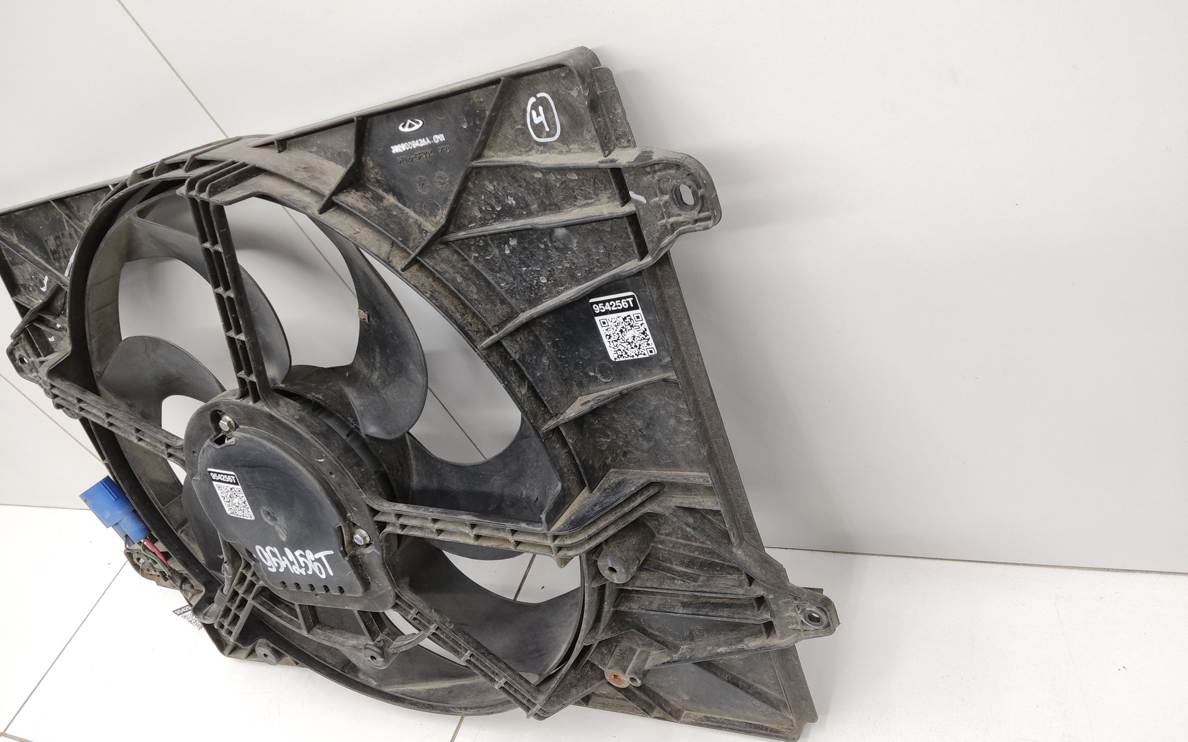 Диффузор вентилятора радиатора Chery Tiggo 8