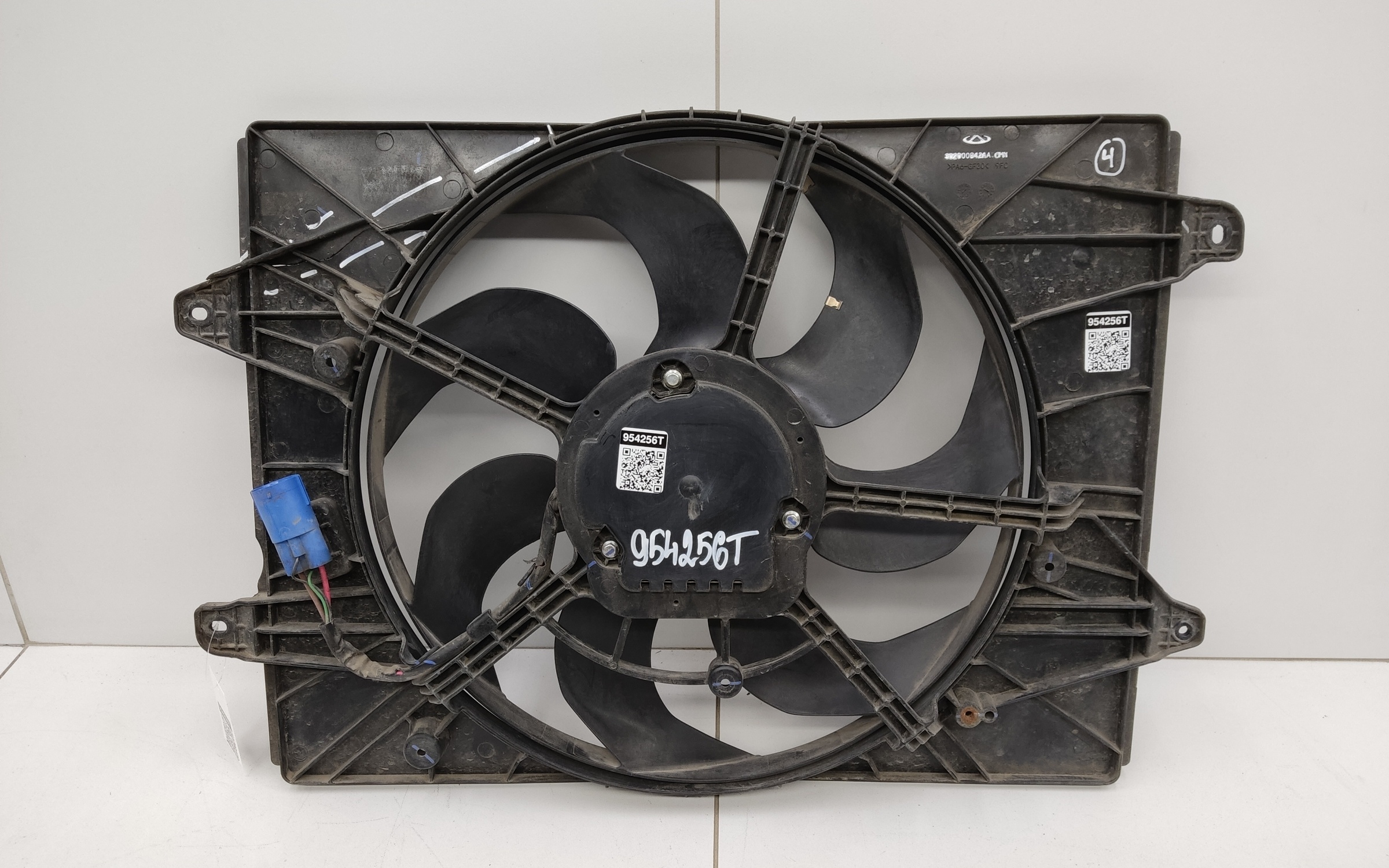 Диффузор вентилятора радиатора Chery Tiggo 8