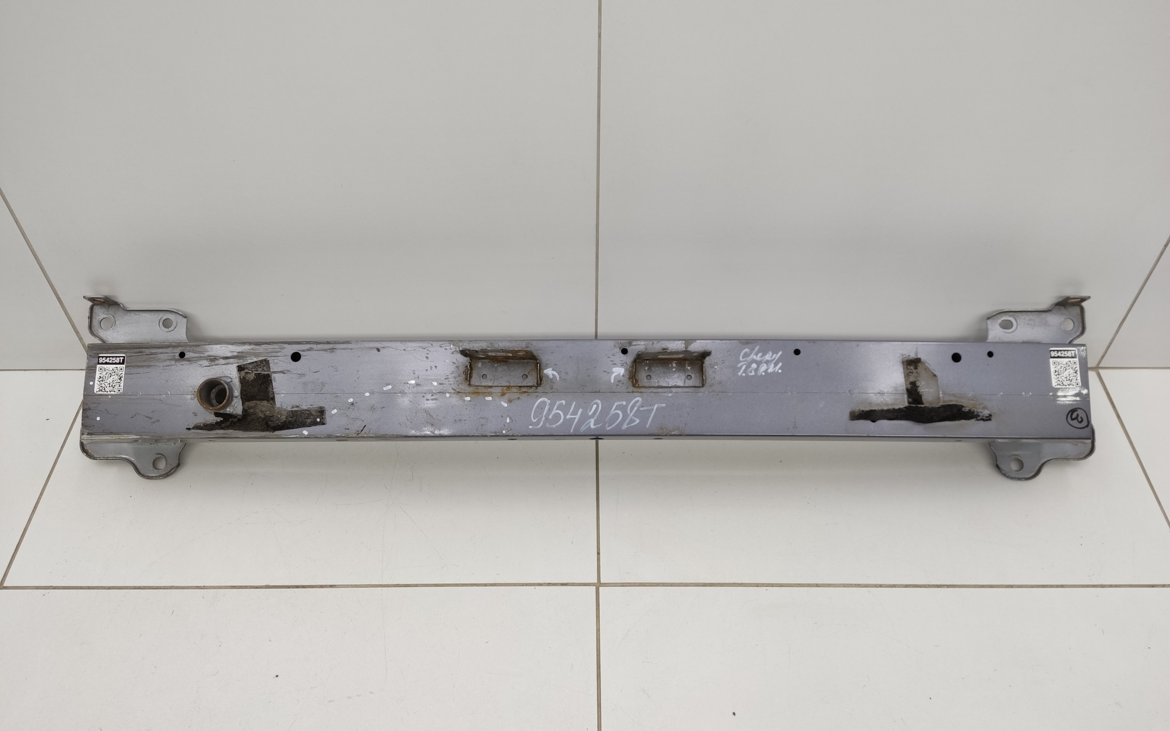 Усилитель переднего бампера Chery Tiggo 8 Pro Max