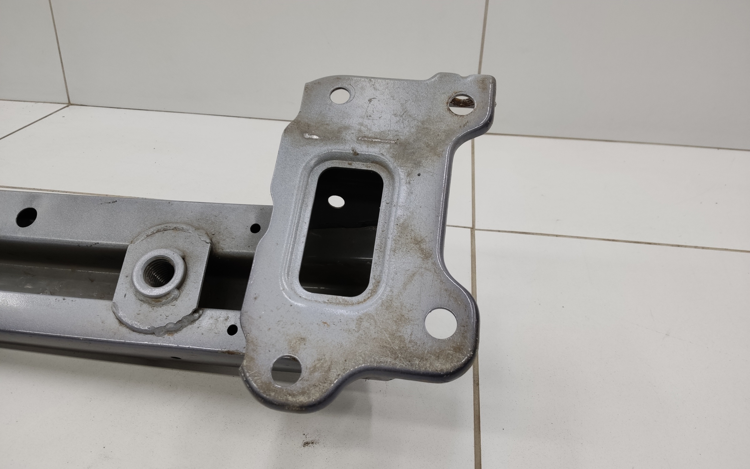 Усилитель переднего бампера Chery Tiggo 8 Pro Max