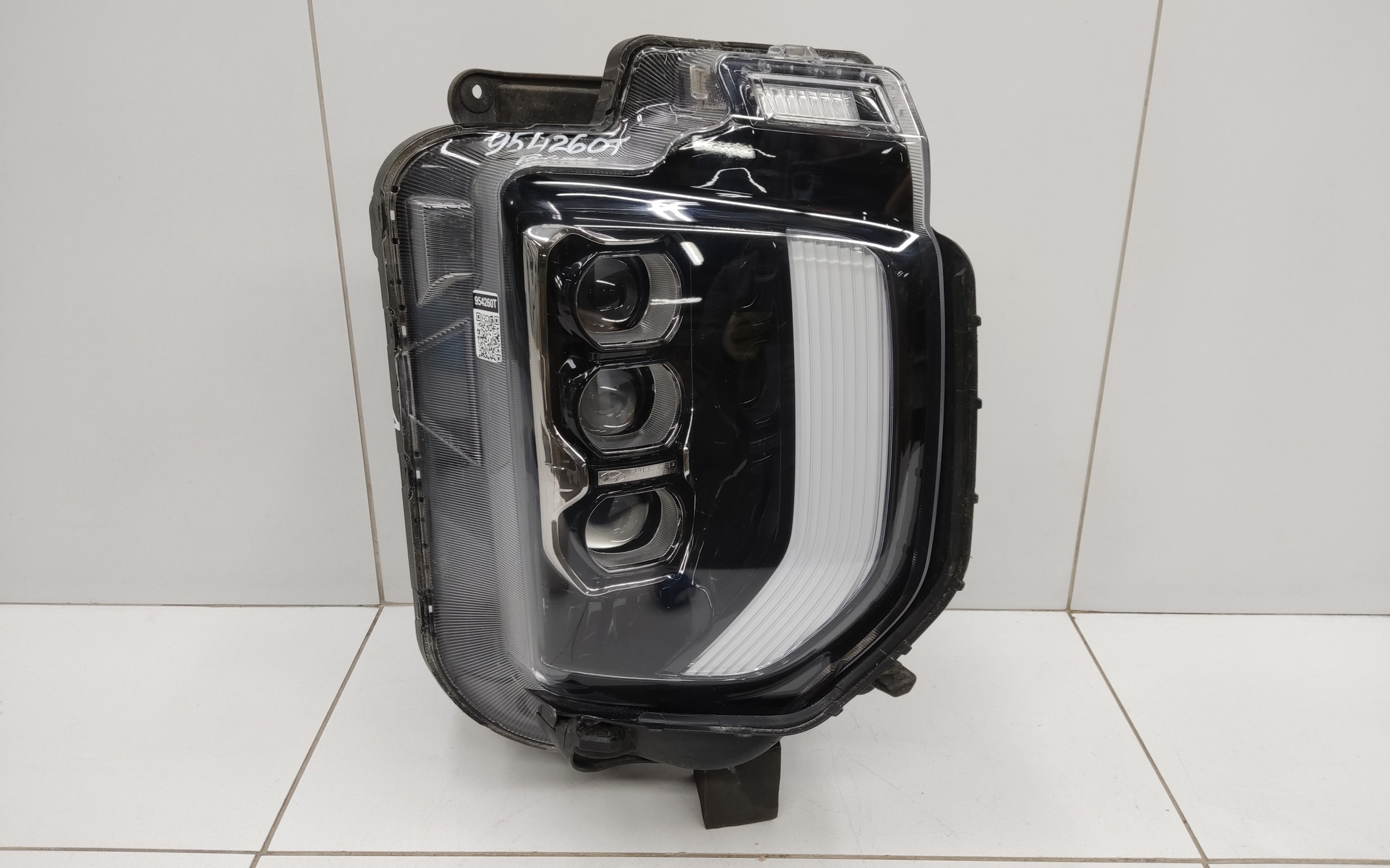 Фара передняя правая Hyundai Palisade 1 LED