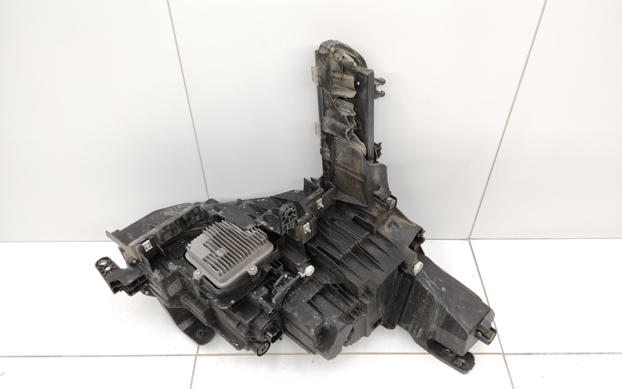 Фара передняя левая Exeed RX LED