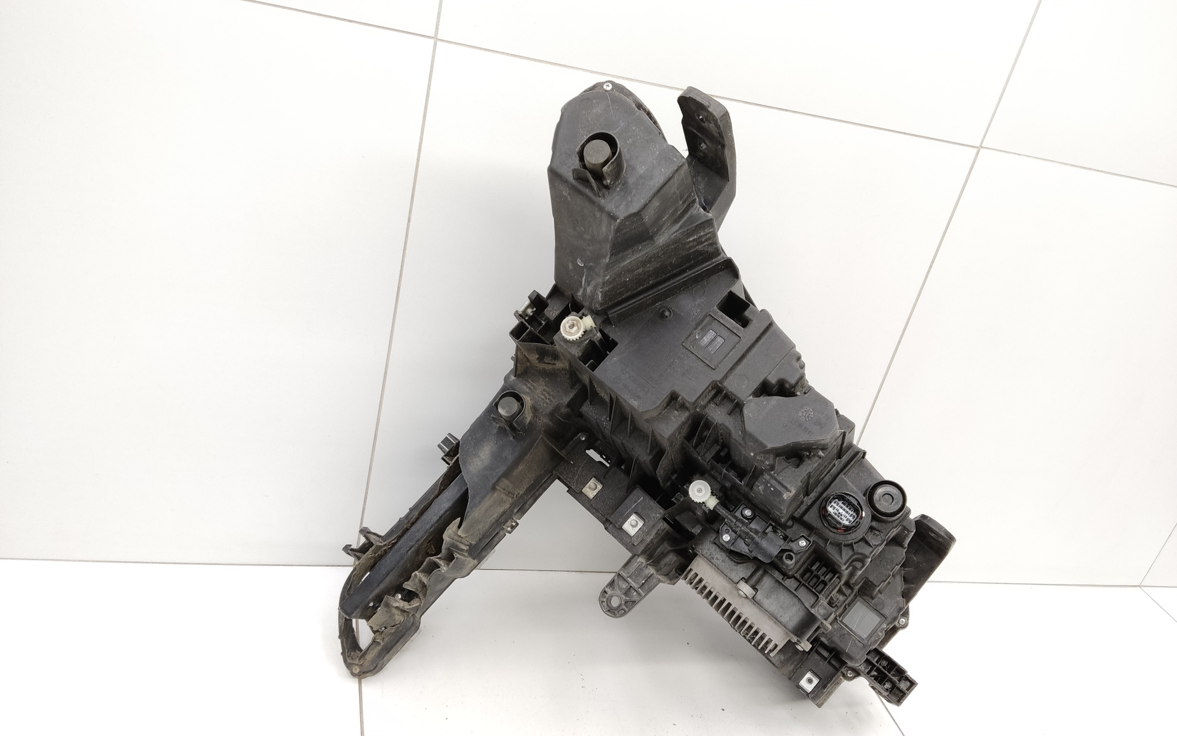 Фара передняя левая Exeed RX LED